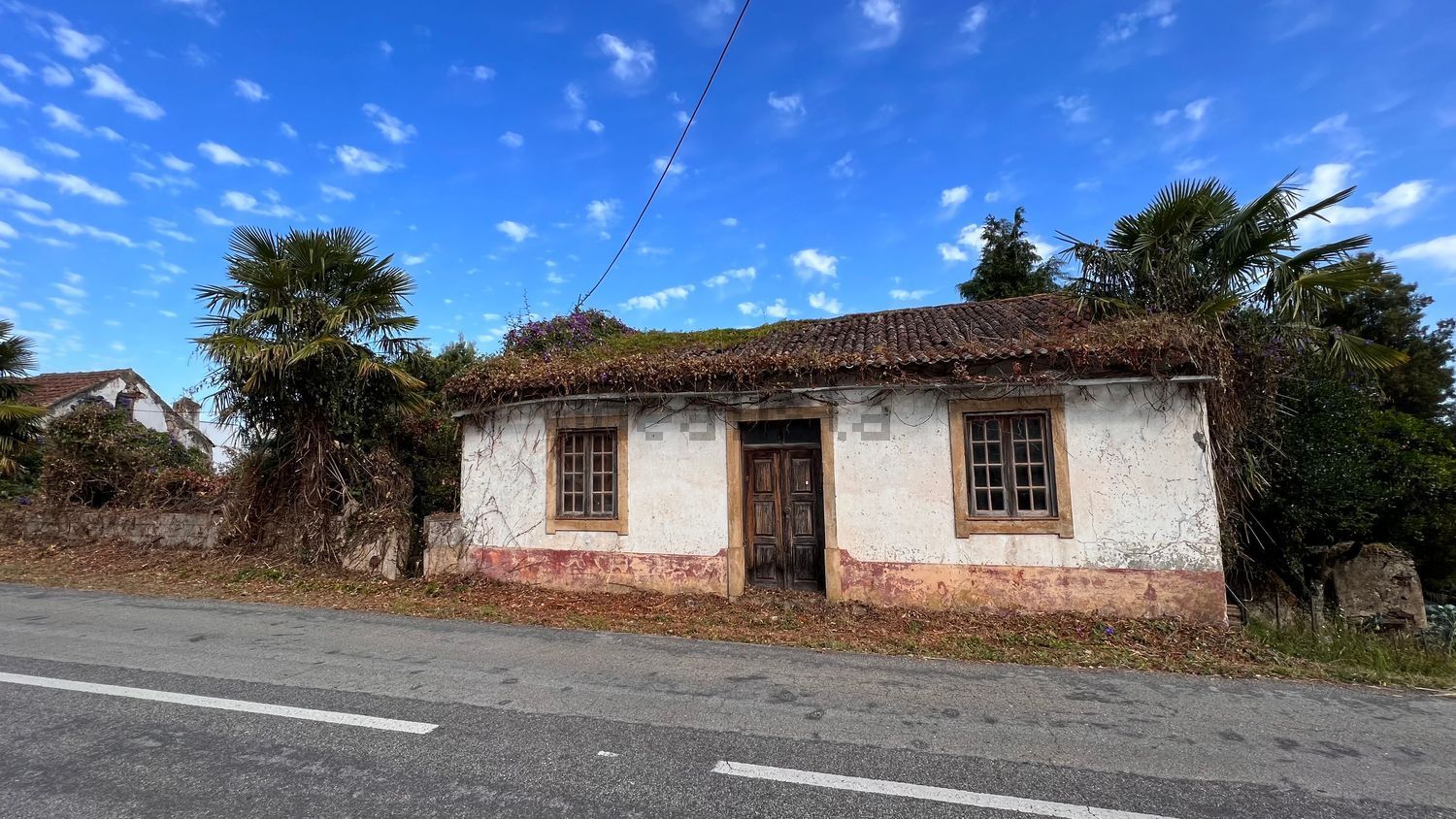 小楼房或独栋别墅出售Alfocheira - 外立面