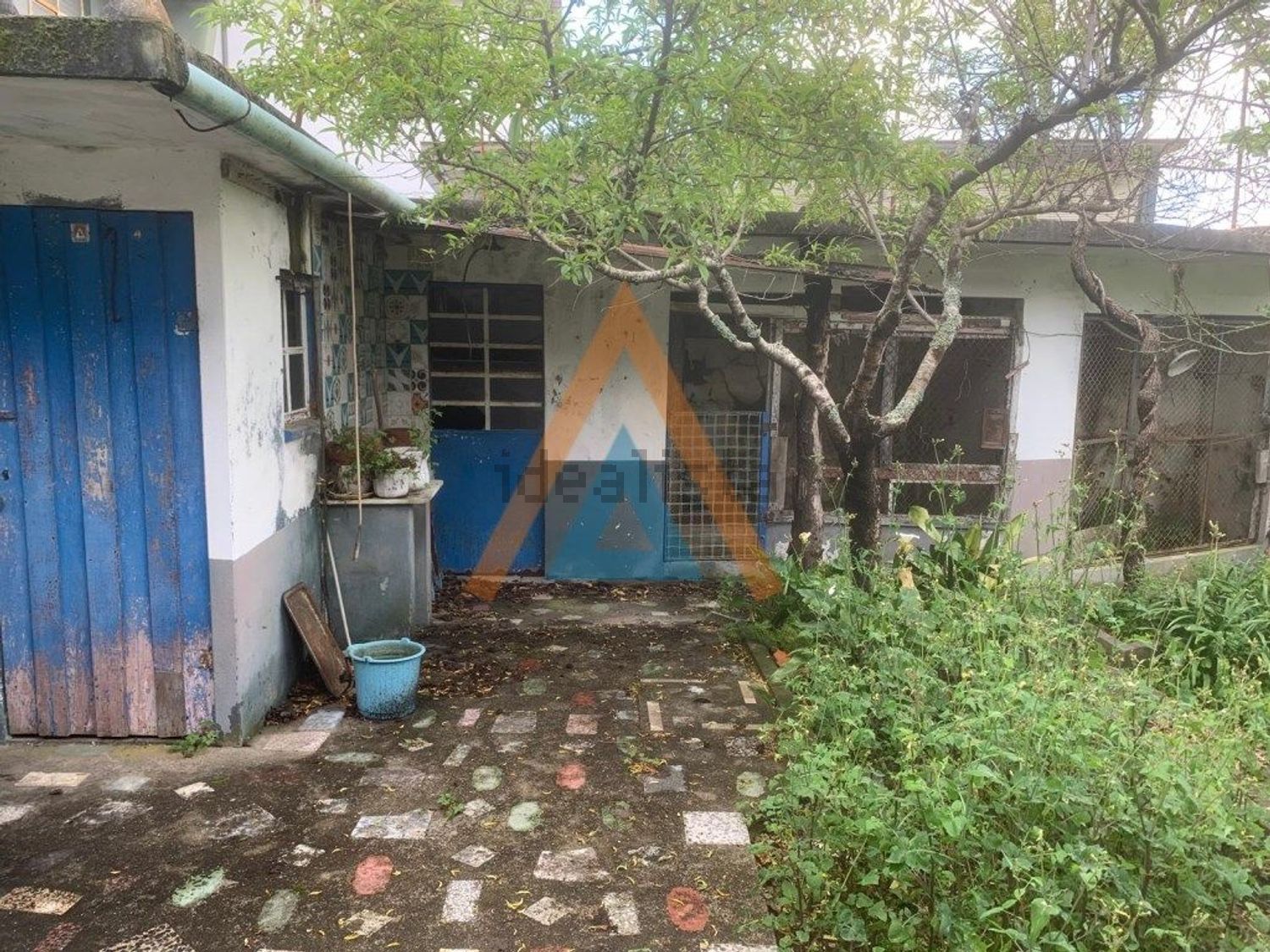 小楼房或独栋别墅出售在Vila de Cucujães - 外立面