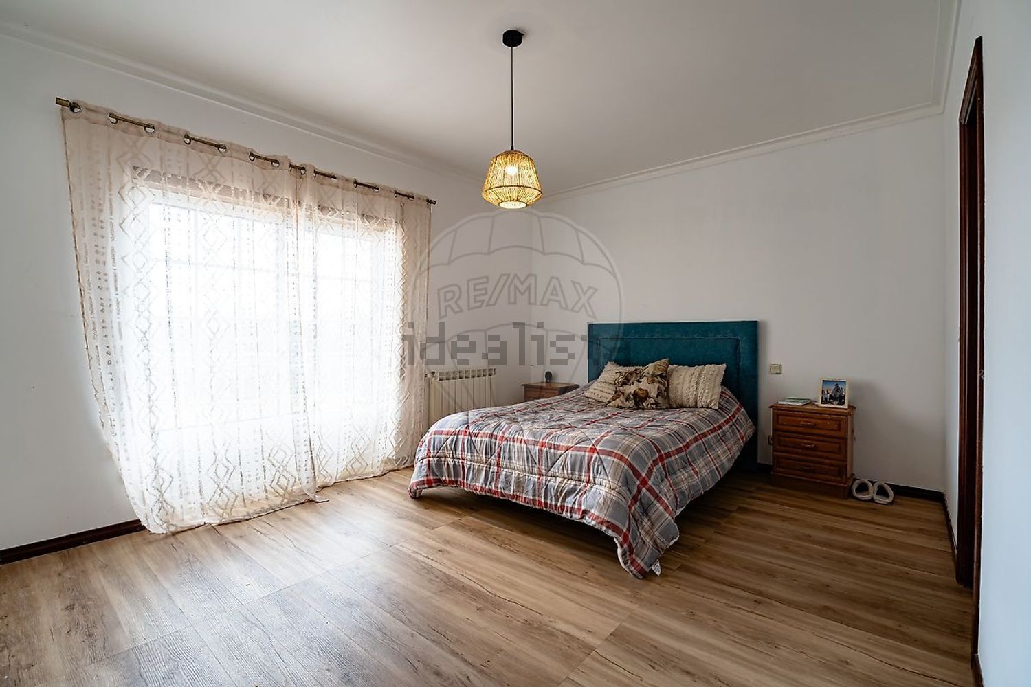 公寓 t4出售在Rua Nossa Senhora da Memória - 卧室