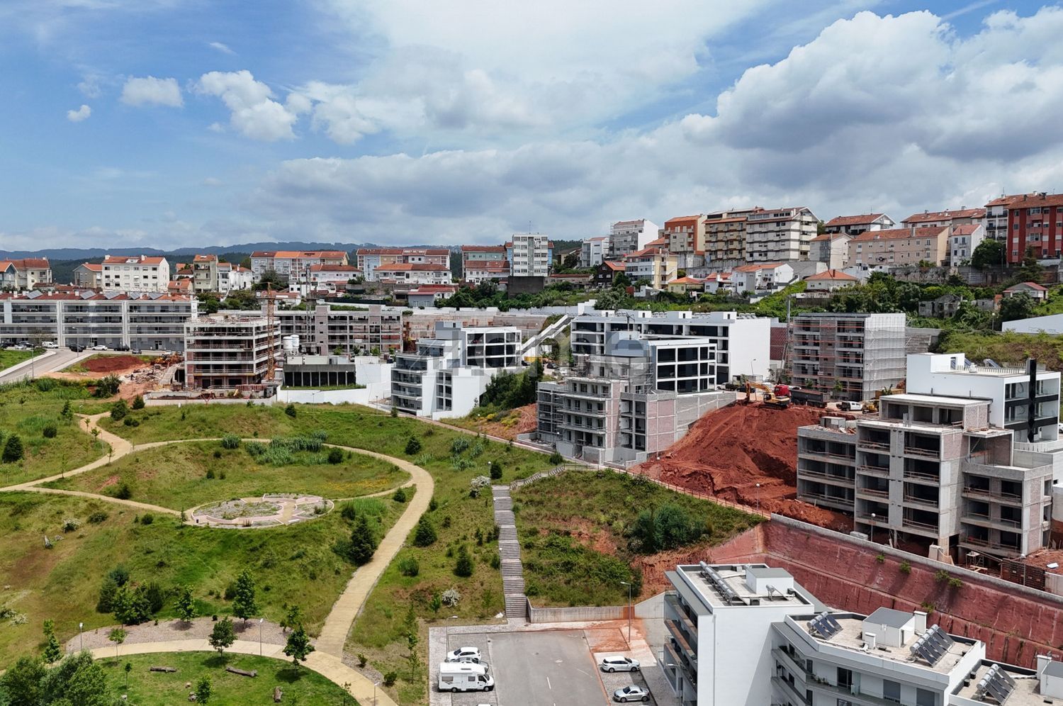 公寓 t2出售在Rua Lourenço Chaves de Almeida, 29 - 详情