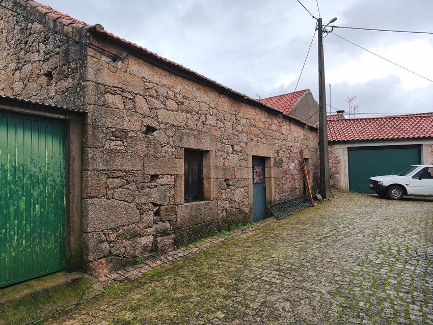 小镇楼房出售在Aldeia do Bispo - Águas - Aldeia de João Pires