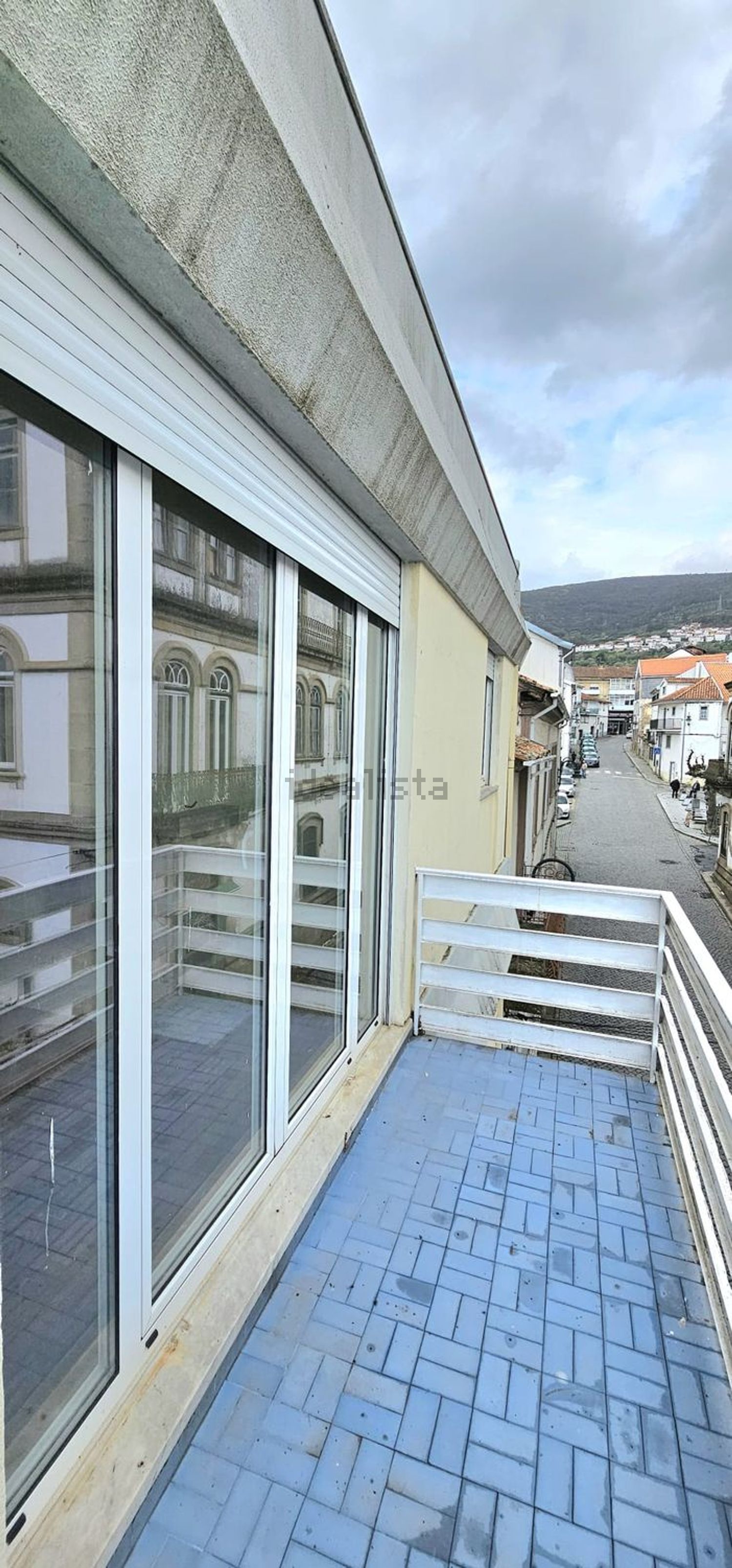 出租公寓 t2在Avenida Almeida Garrett, 15 - 阳台