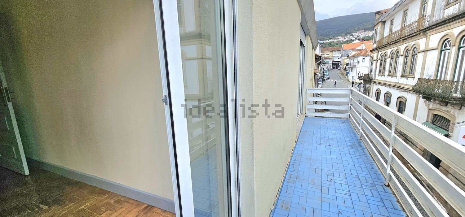 出租公寓 t2在Avenida Almeida Garrett, 15 - 阳台