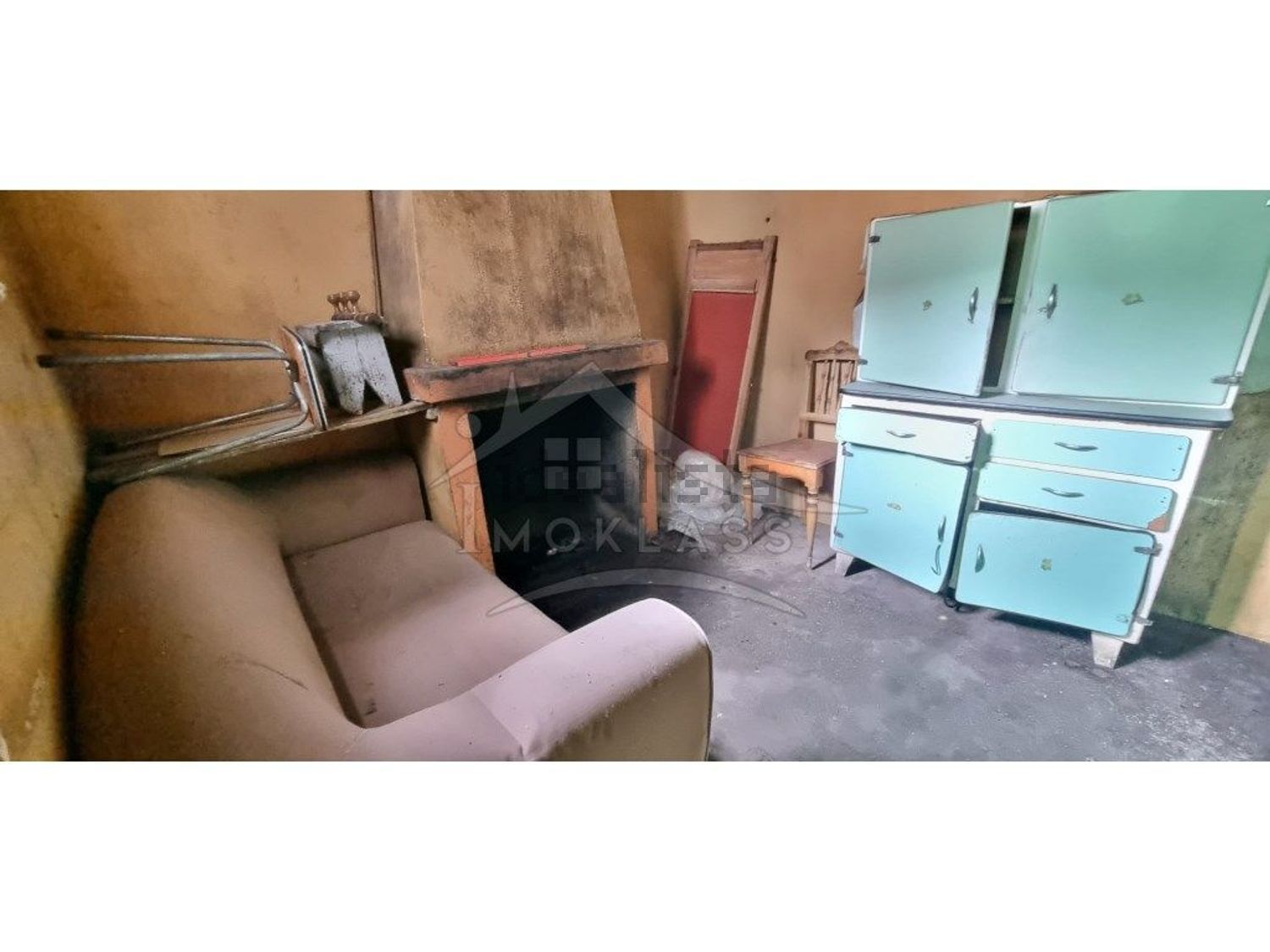 小楼房或独栋别墅出售在Alcains - 照片