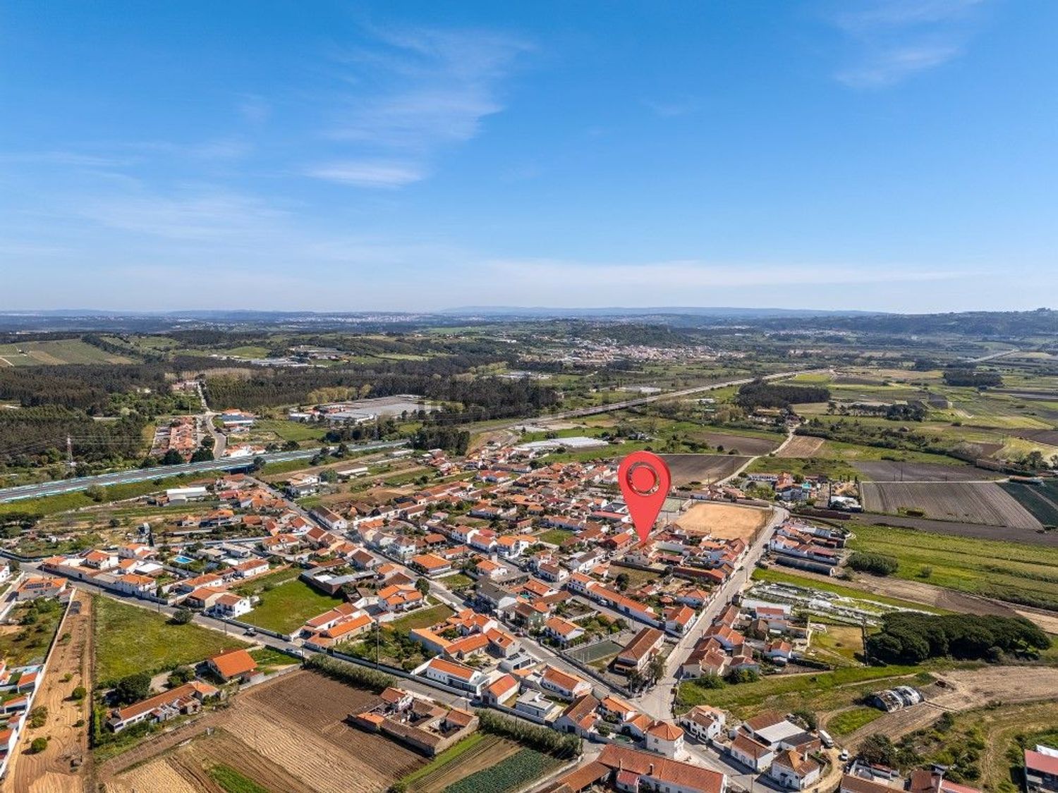 小楼房或独栋别墅出售在Travessa Primeiro de Dezembro - 视线