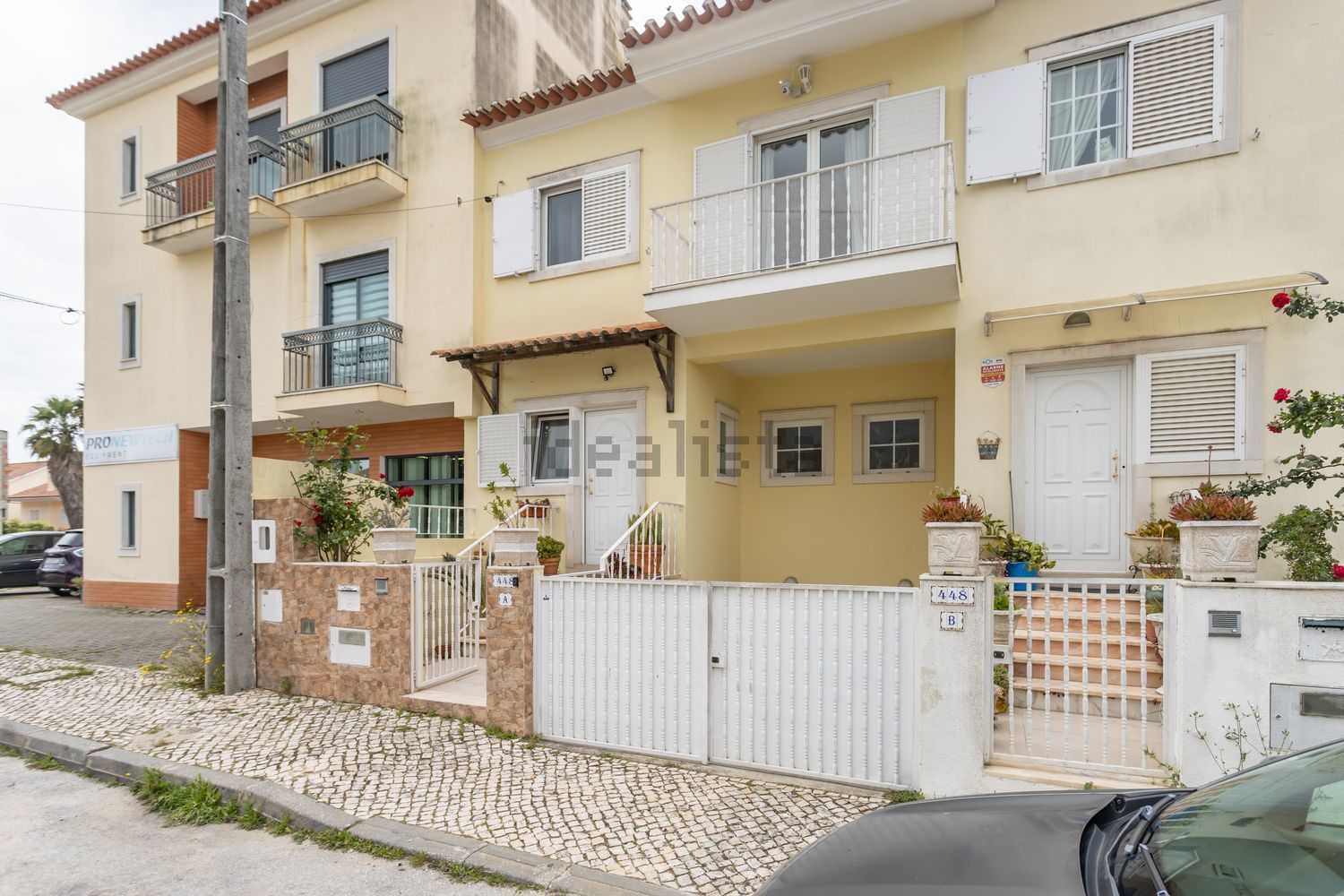 联排别墅出售在Rua Cidade Vila Real, 448 a - 外立面