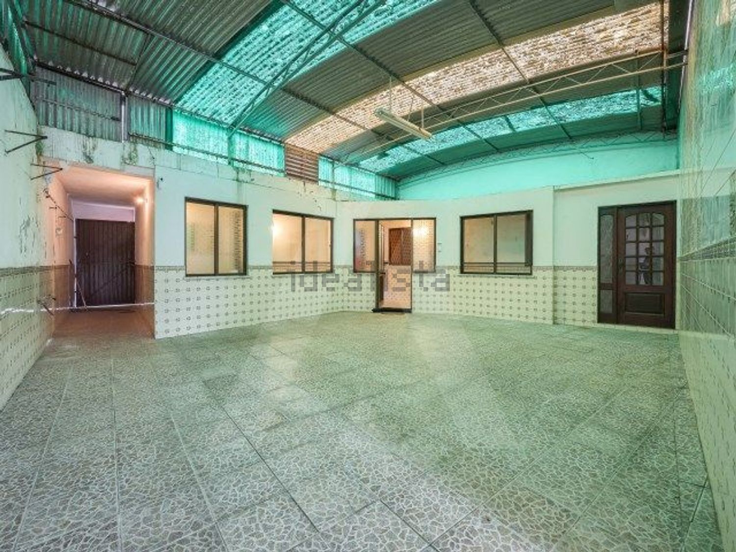 双拼别墅出售在Rua das Paradas - 院子