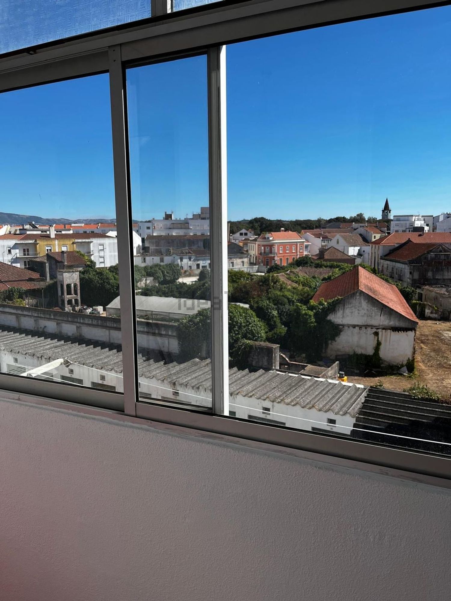 公寓 t2出售在Avenida Inocência Cairel Simão, 21 - 阳台
