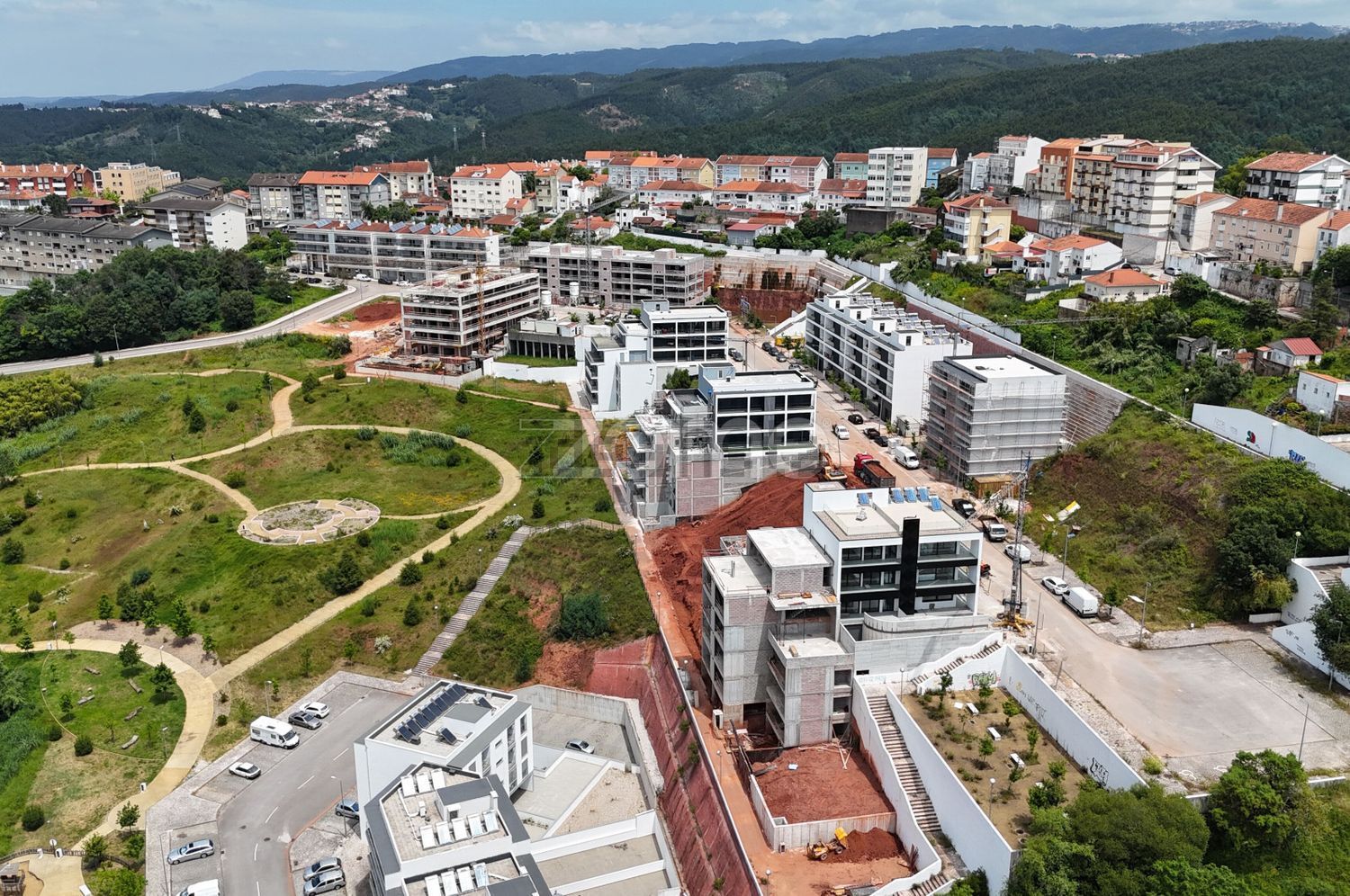 公寓 t2出售在Rua Lourenço Chaves de Almeida, 29 - 详情