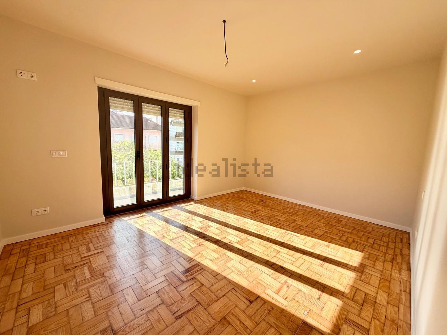 出租复式公寓在Avenida Bissaya Barreto - 居住