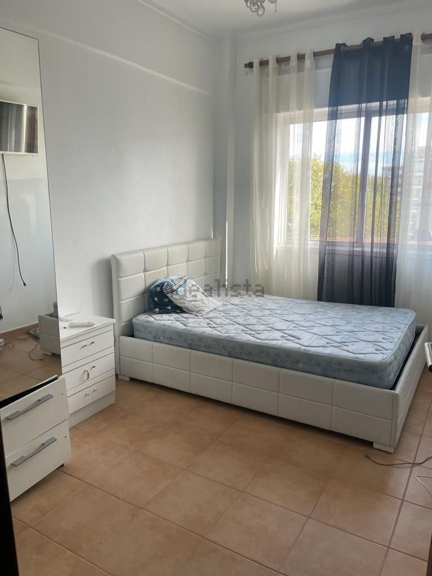 出租房间在Rua Frei António das Chagas, 40 - 卧室