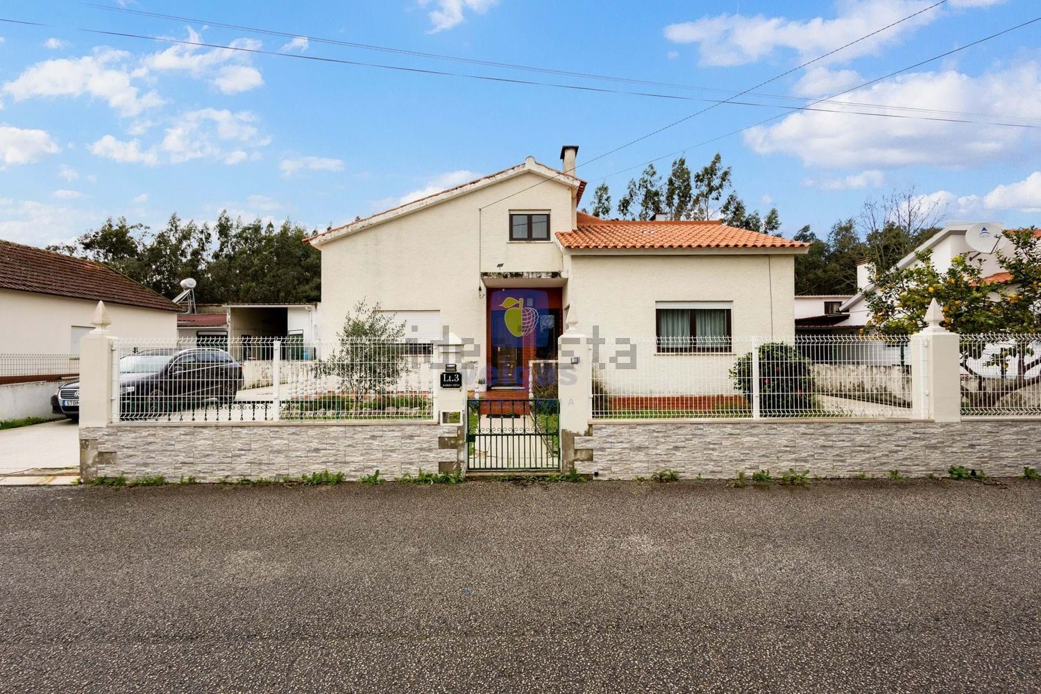 小楼房或别墅出售在Bairro Novo, 3 - 外立面