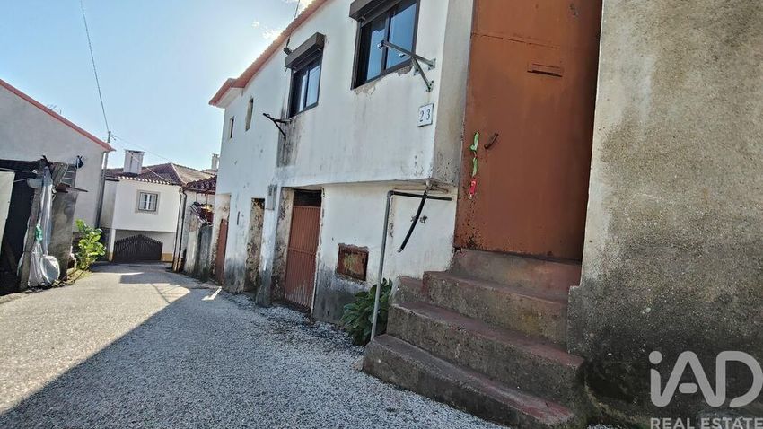 小楼房或独栋别墅出售在Pedrógão Grande