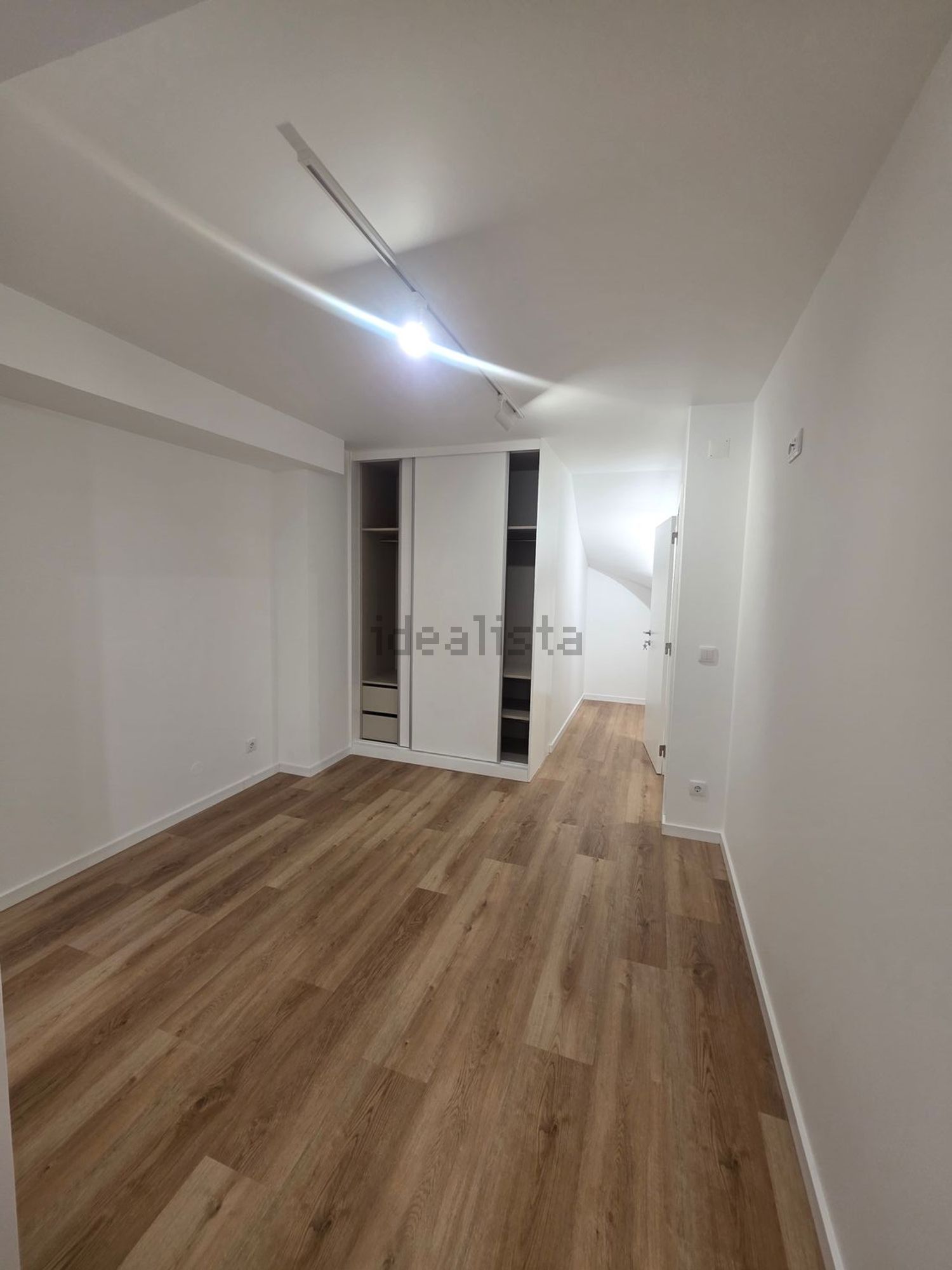 出租公寓 t2在Avenida Marquês de Pombal - 试衣间