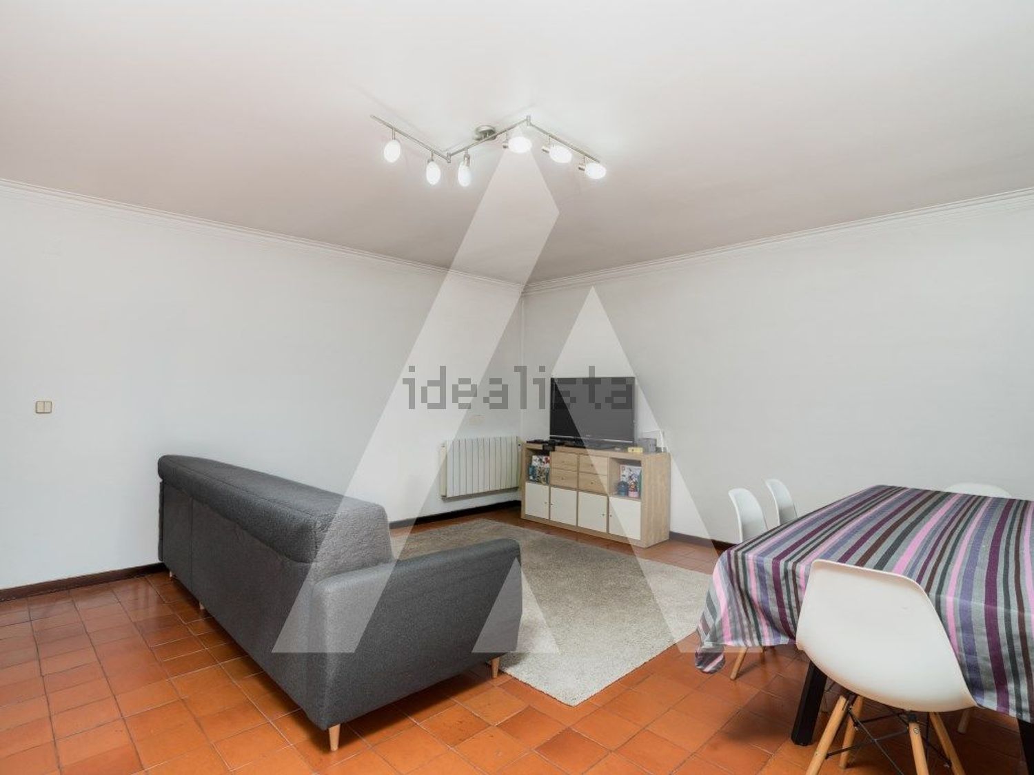 公寓 t3出售在Santa Clara e Castelo Viegas - 客厅