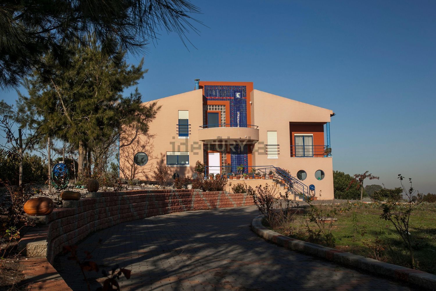 小楼房或独栋别墅出售在Rua da Escola, 23 - 外立面