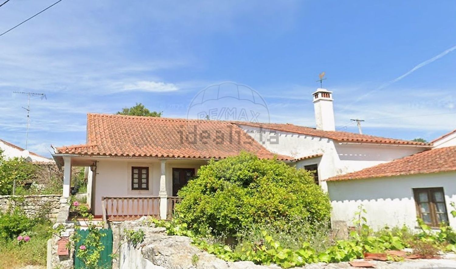 小楼房或独栋别墅出售在Rua João Dias - 外立面