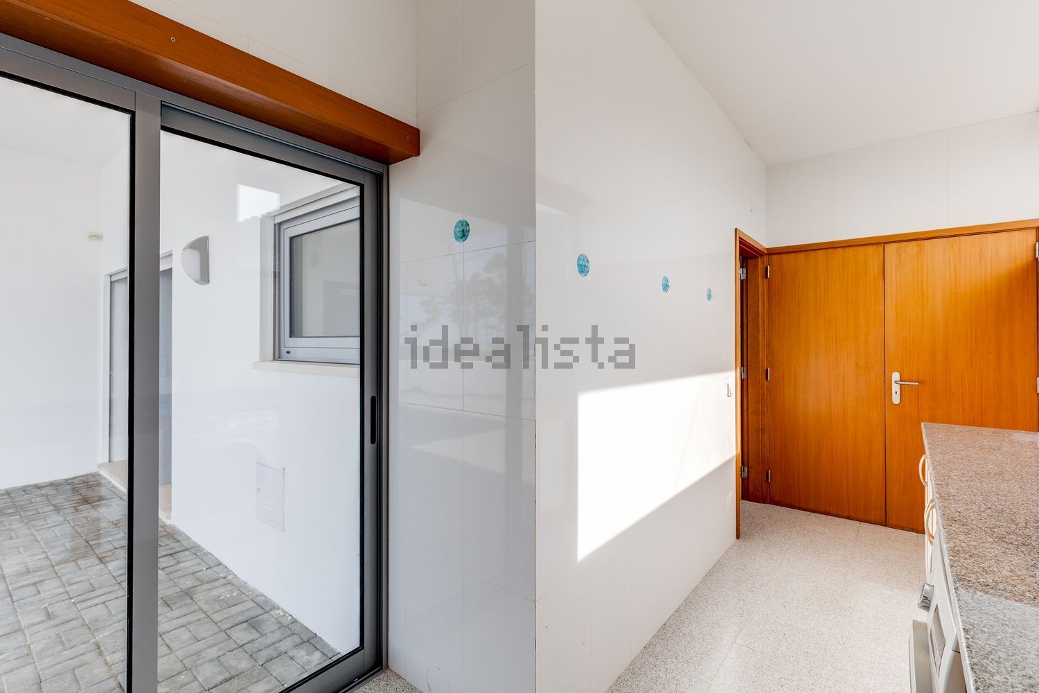 小楼房或独栋别墅出售在Rua do Paião s/n - 储藏室