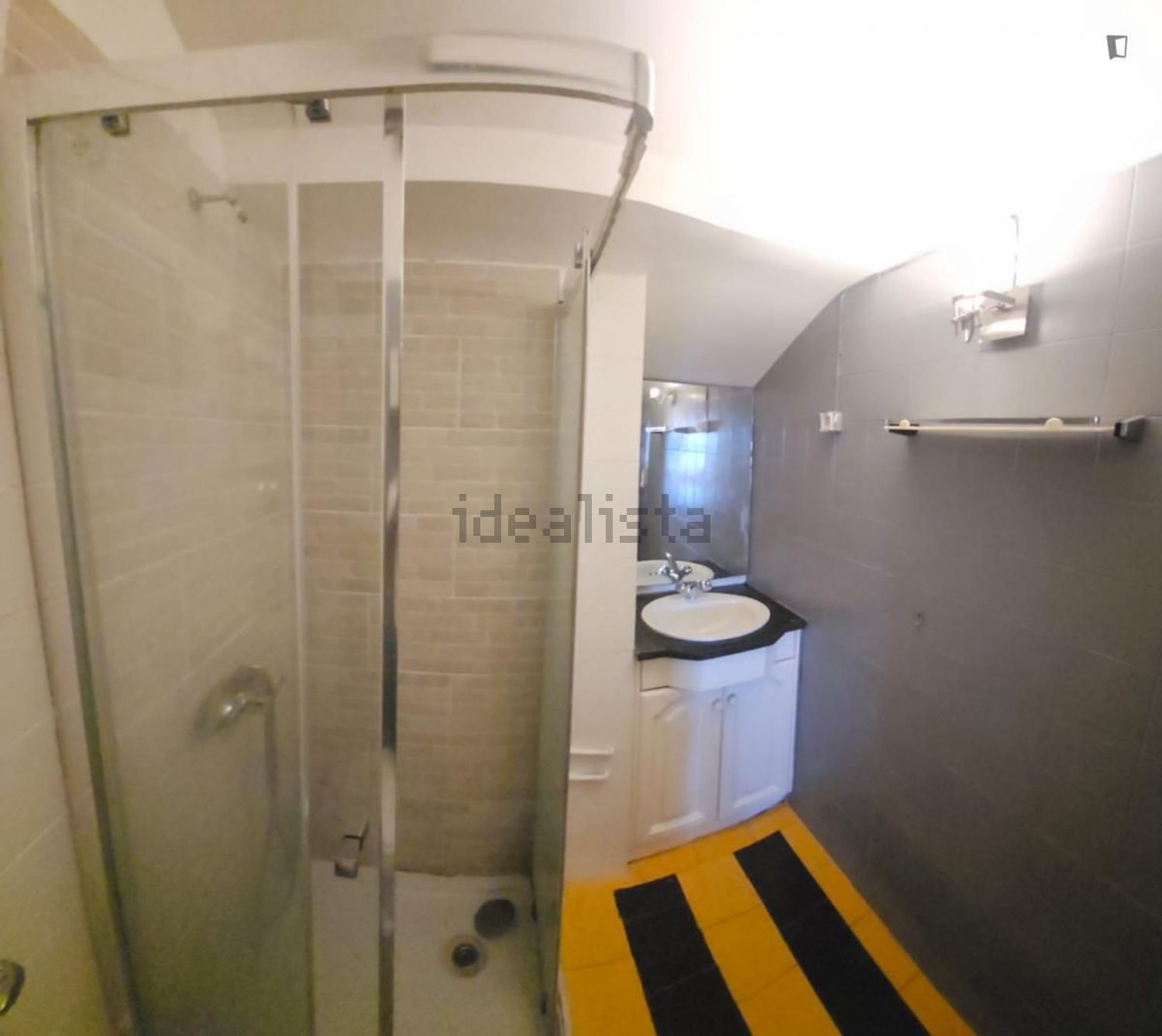 出租房间在Rua António Jardim - 卫生间