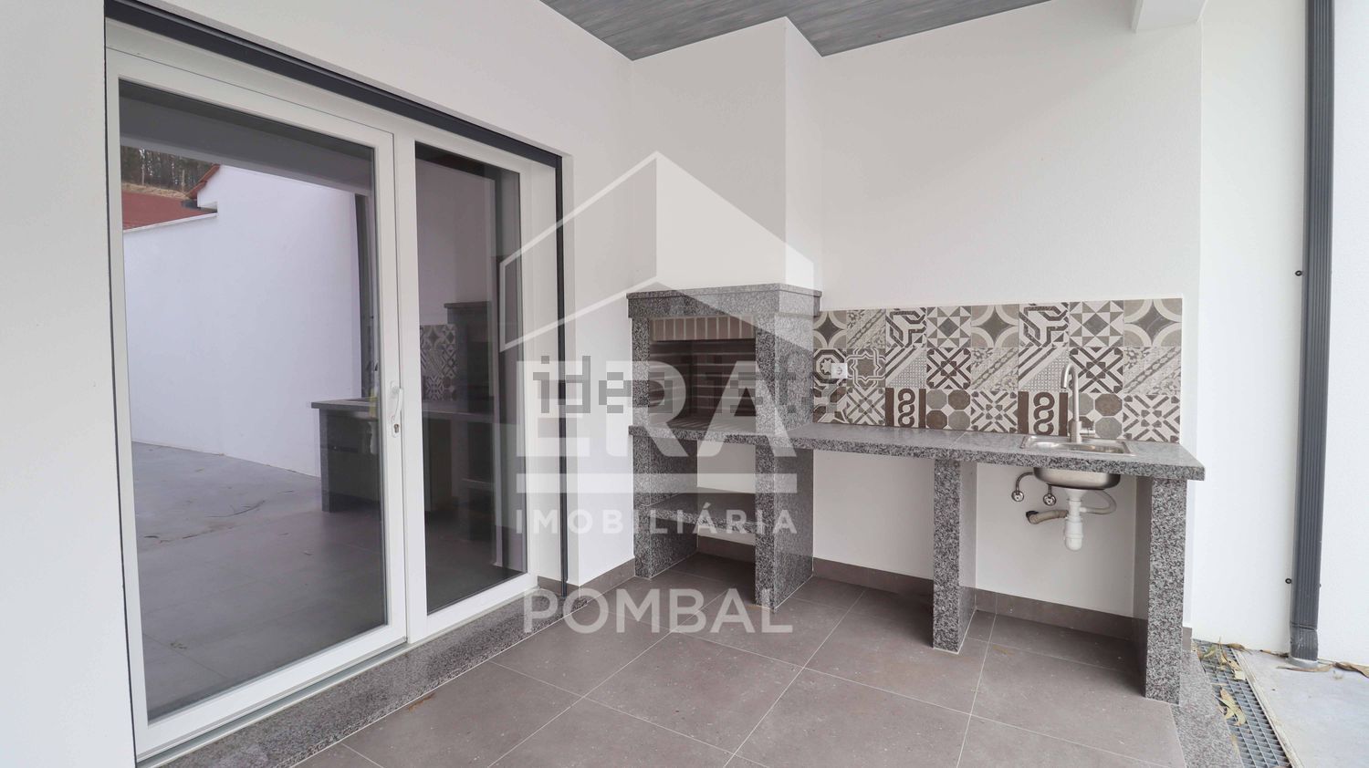 小楼房或独栋别墅出售Pombal - 照片