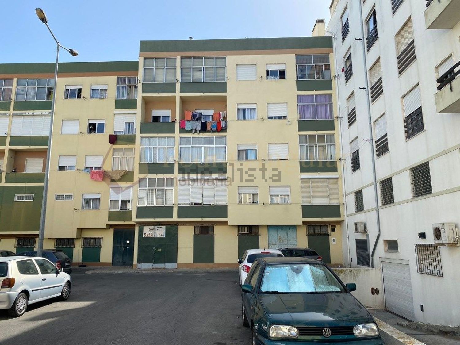 公寓 t3出售在Avenida Infante Dom Henrique, 17 - 外立面