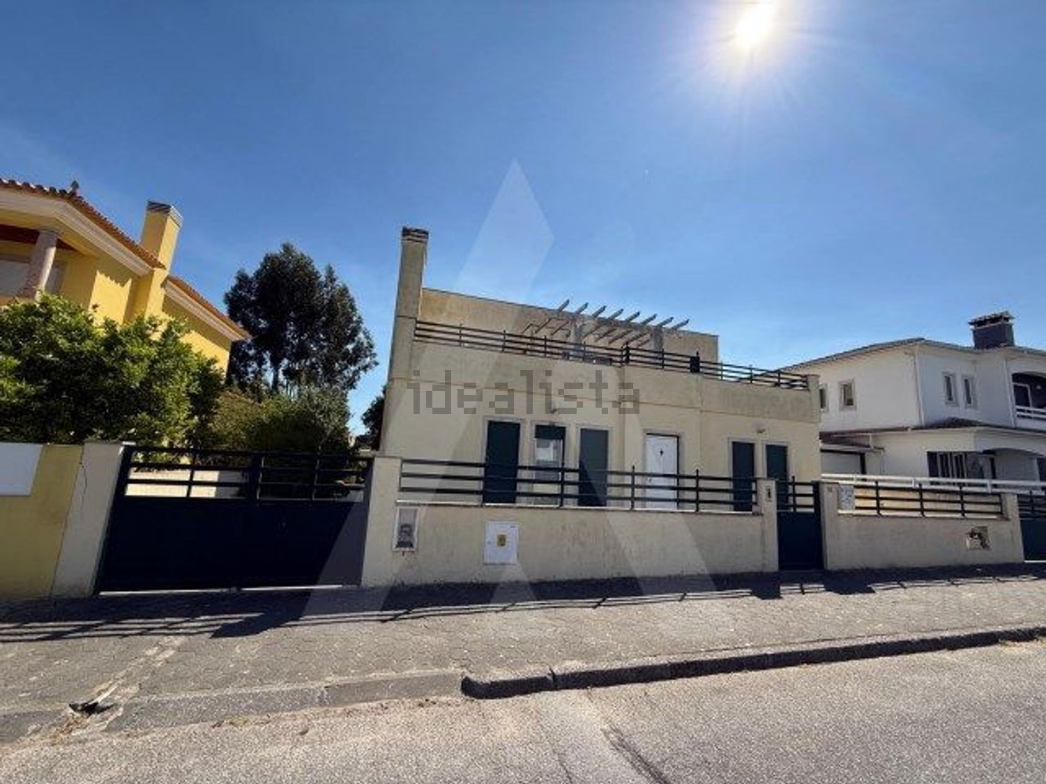 双拼别墅出售在Rua da Oliveira - 外立面