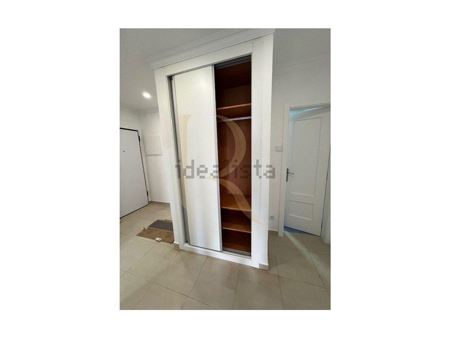 公寓 t2出售在Torre da Marinha - 试衣间