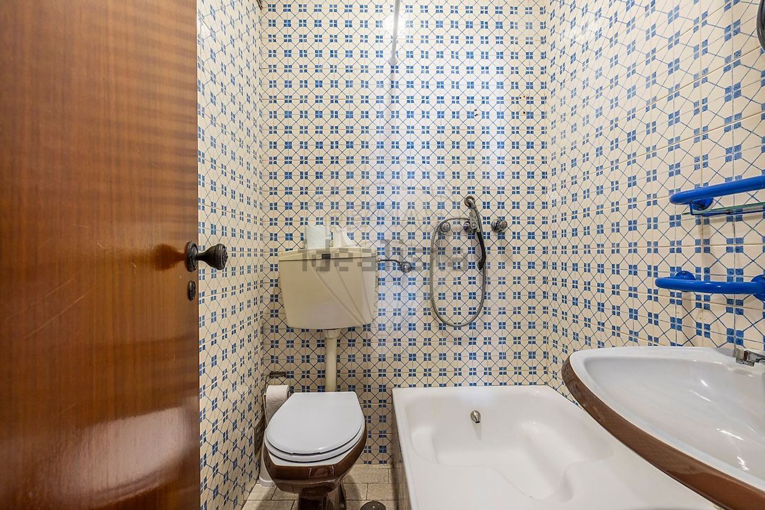 公寓 t3出售在Rua João de Oliva Monteiro - 卫生间