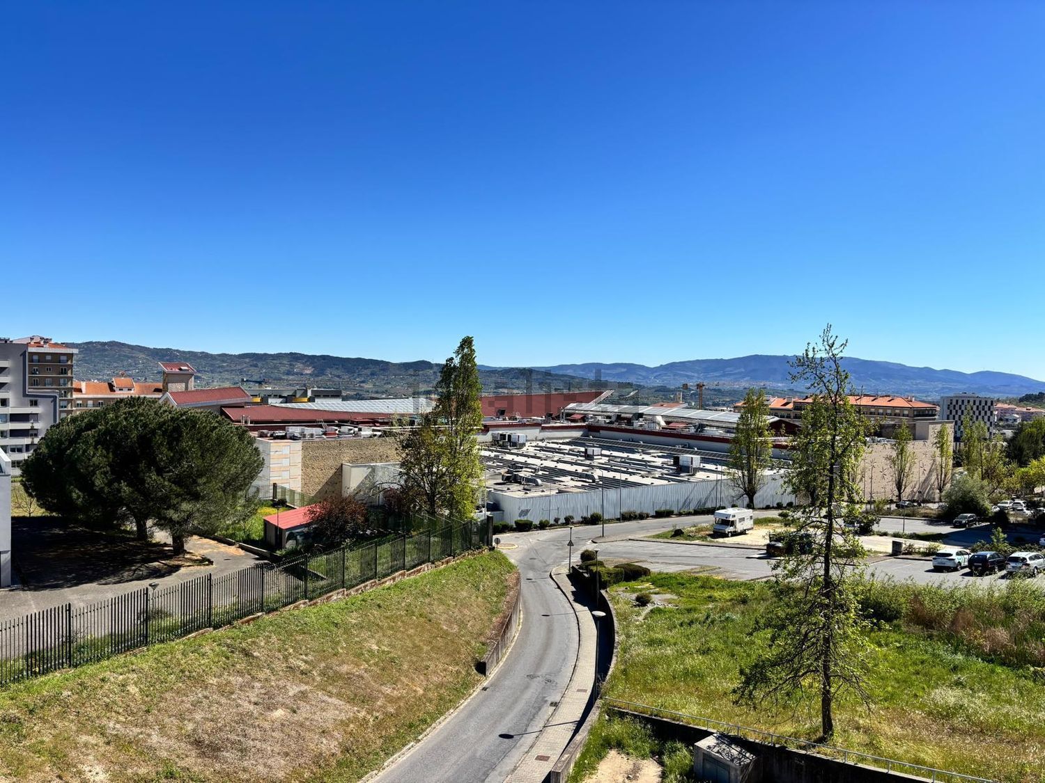 公寓 t1出售在Rua do Urbanização da Quinta do Pinheiro, 25 Lote - 视线
