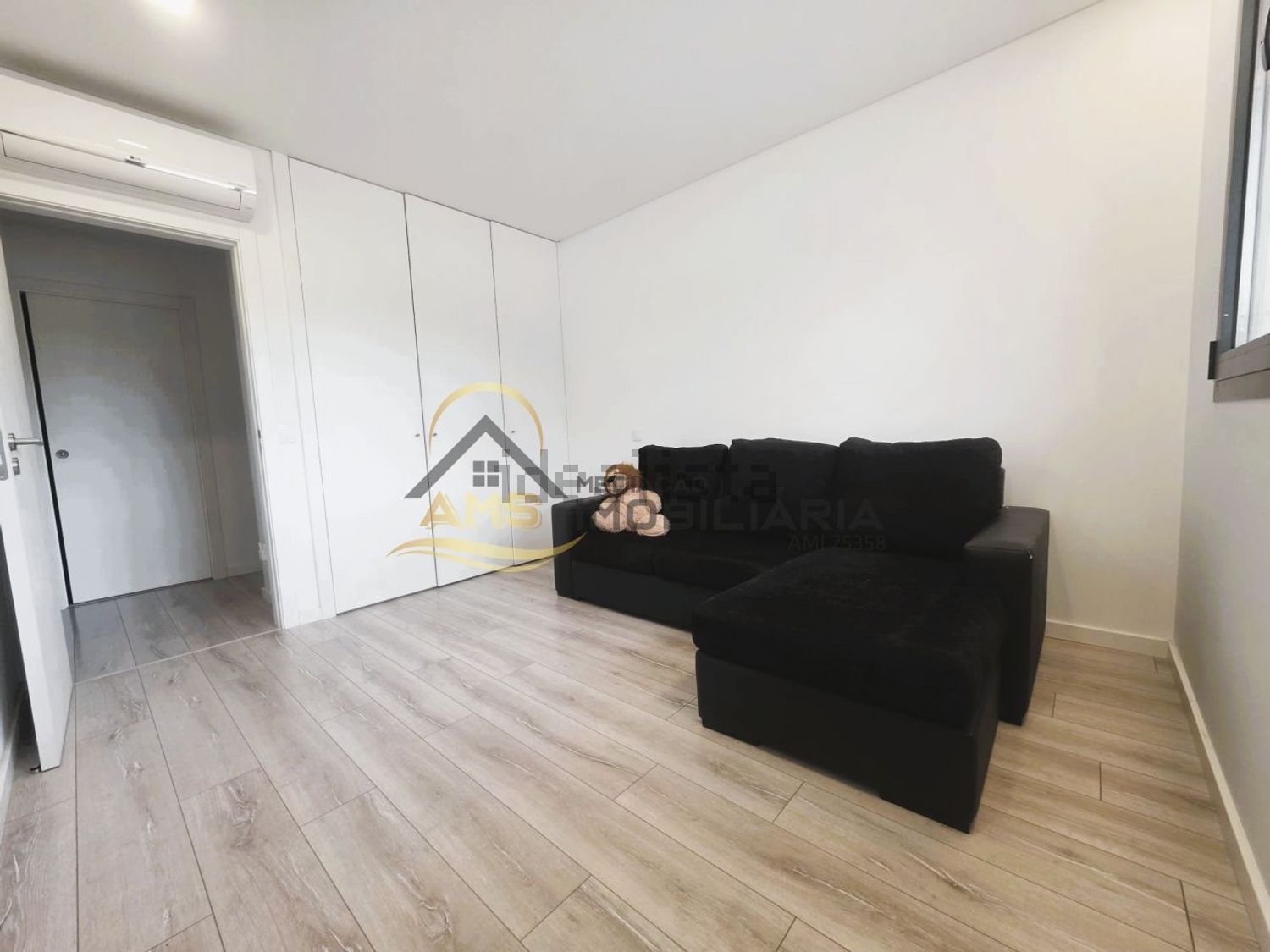 公寓 t3出售在Rua D - Urbanização Quinta do Barroso, 5 - 客厅