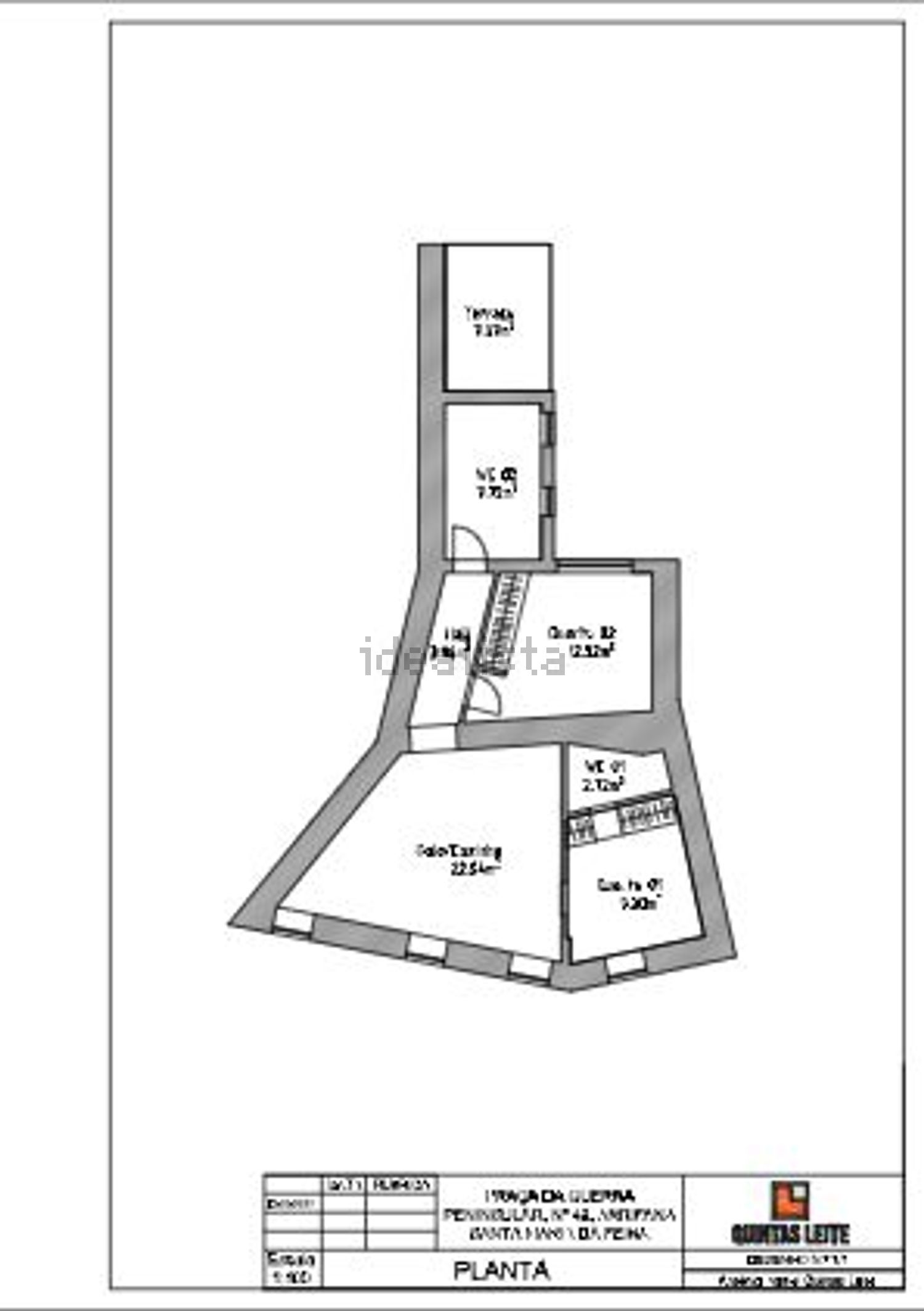 联排别墅出售在Praça Guerra Peninsular, 42 - 平面图