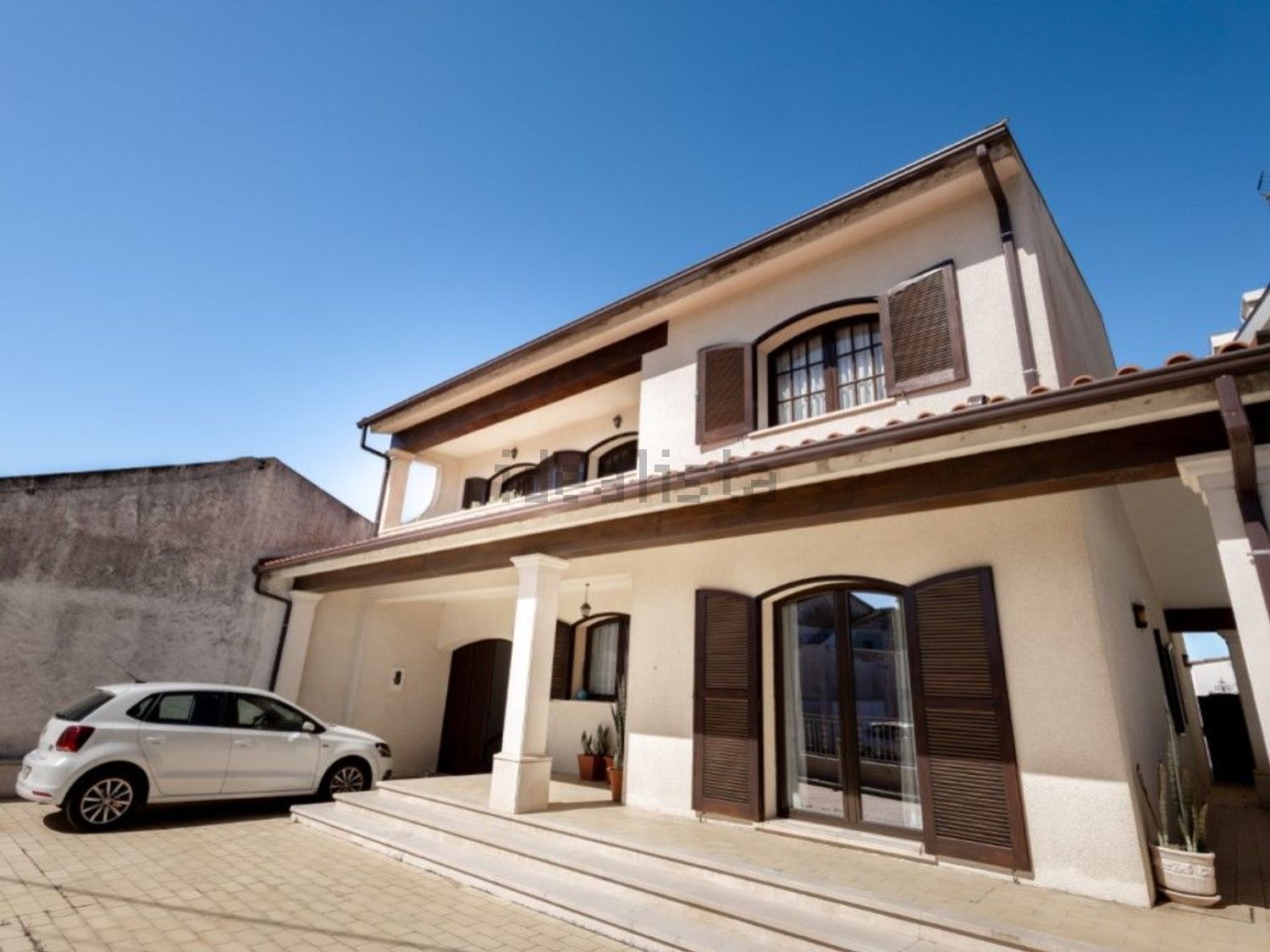 小楼房或独栋别墅出售在Rua Dona Laura Abrantes Costa Soares - 外立面