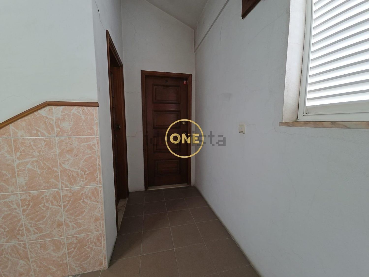 公寓 t2出售在Avenida José Estevão, 313 - 过道