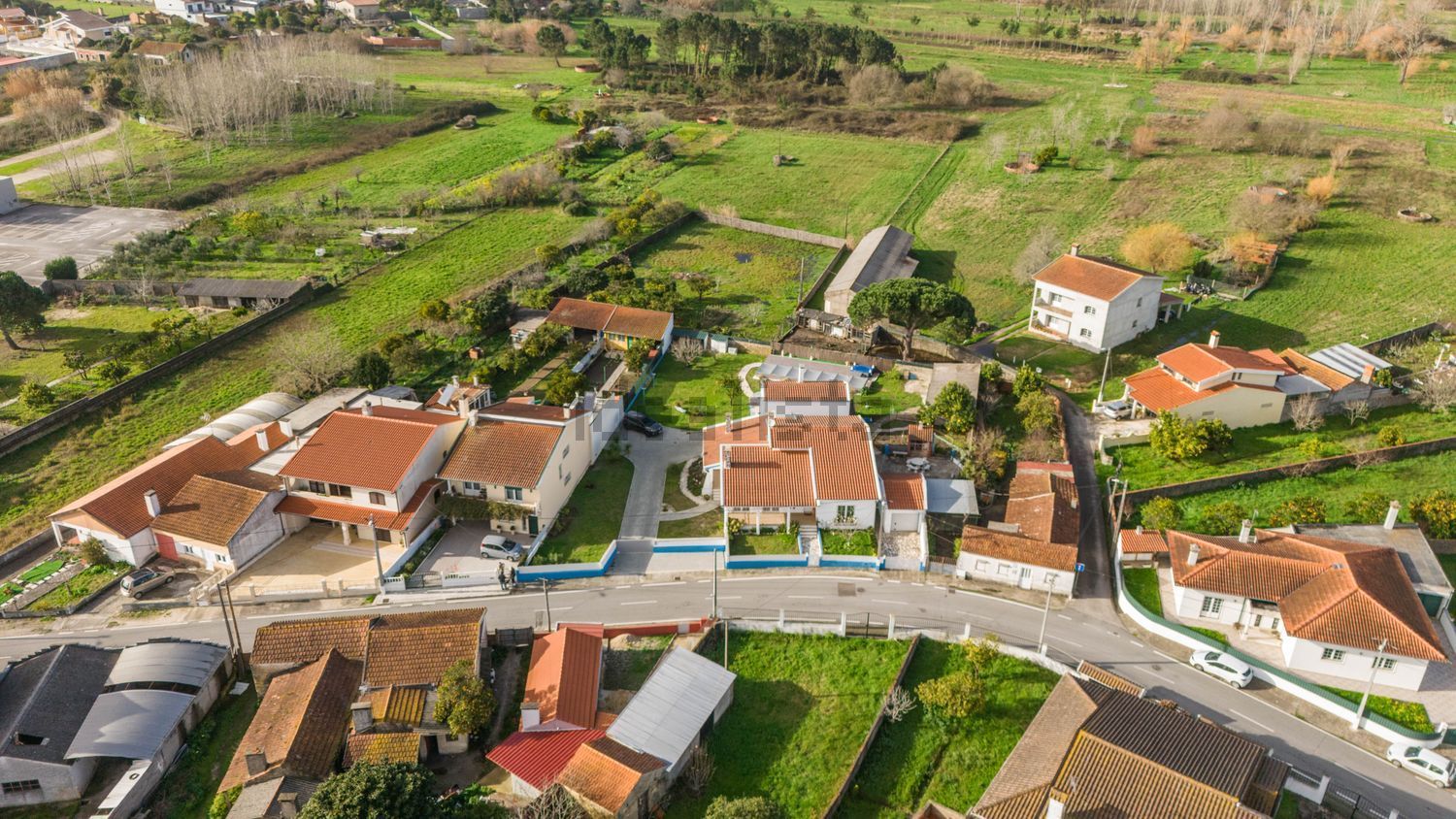 小楼房或独栋别墅出售在Rua Dona Laura Abrantes Costa Soares s/n - 游泳池