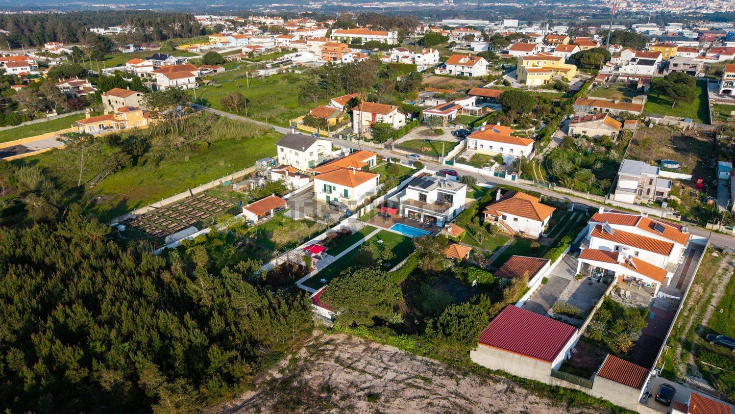 小楼房或独栋别墅出售在Rua da Cumeira, 17 - 照片