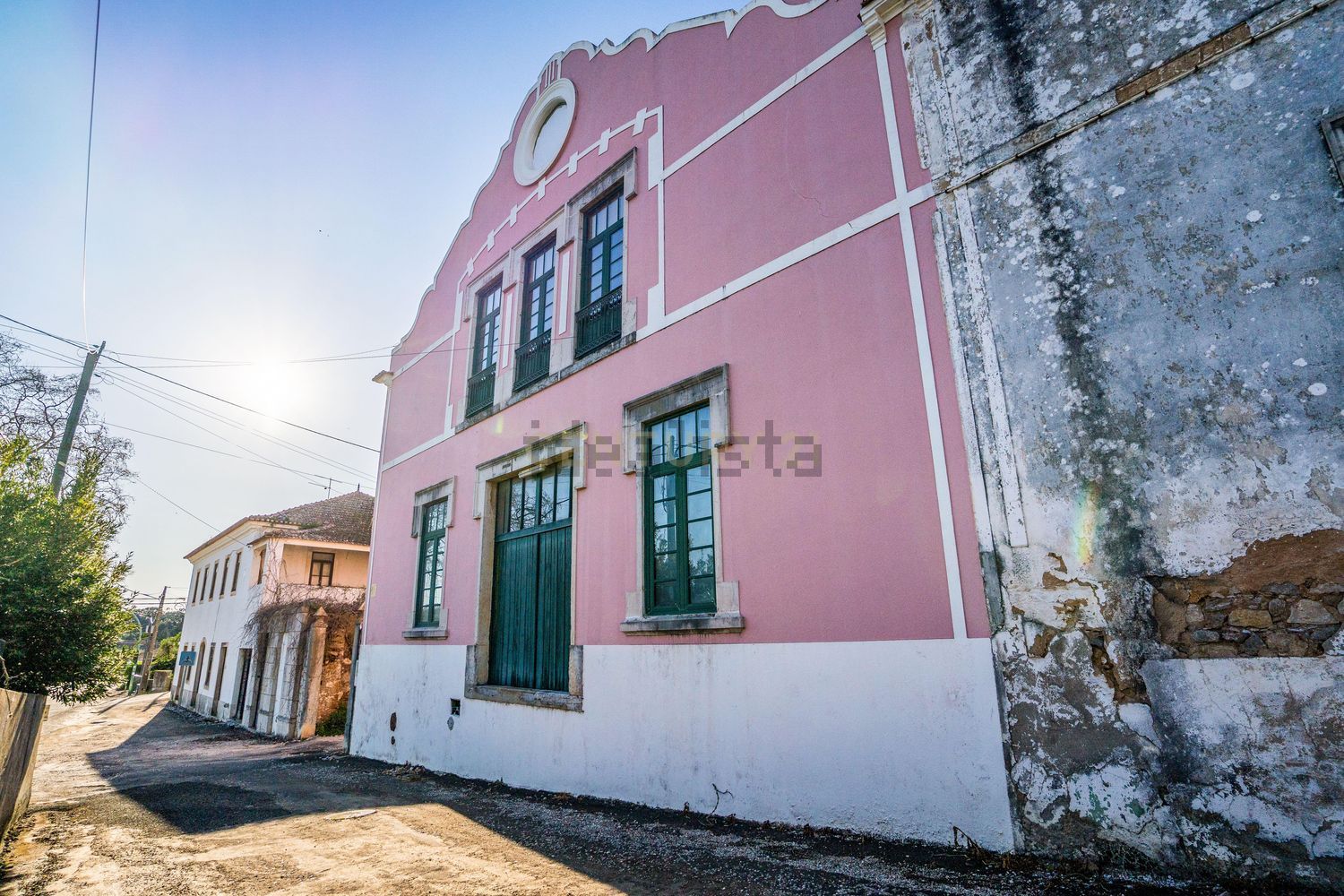 出租小楼房或独栋别墅在Beco da Escola, 10 - 视线