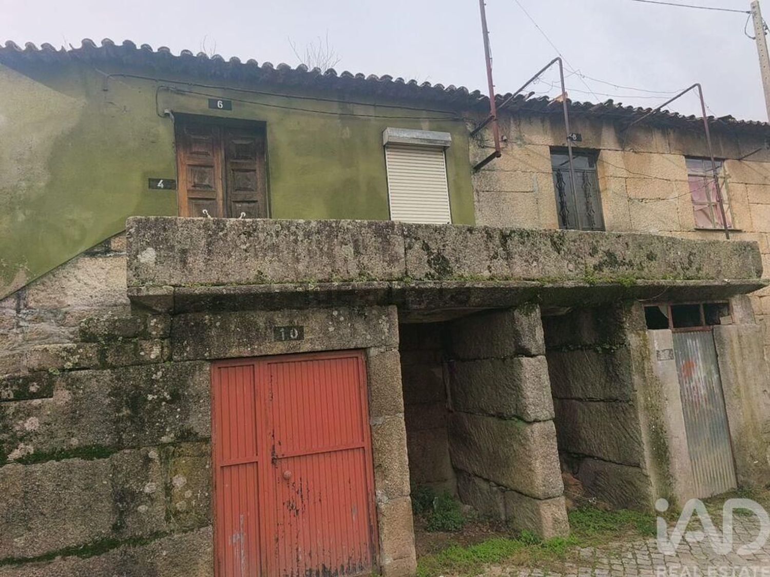 小楼房或别墅出售在Seixo da Beira - 外立面