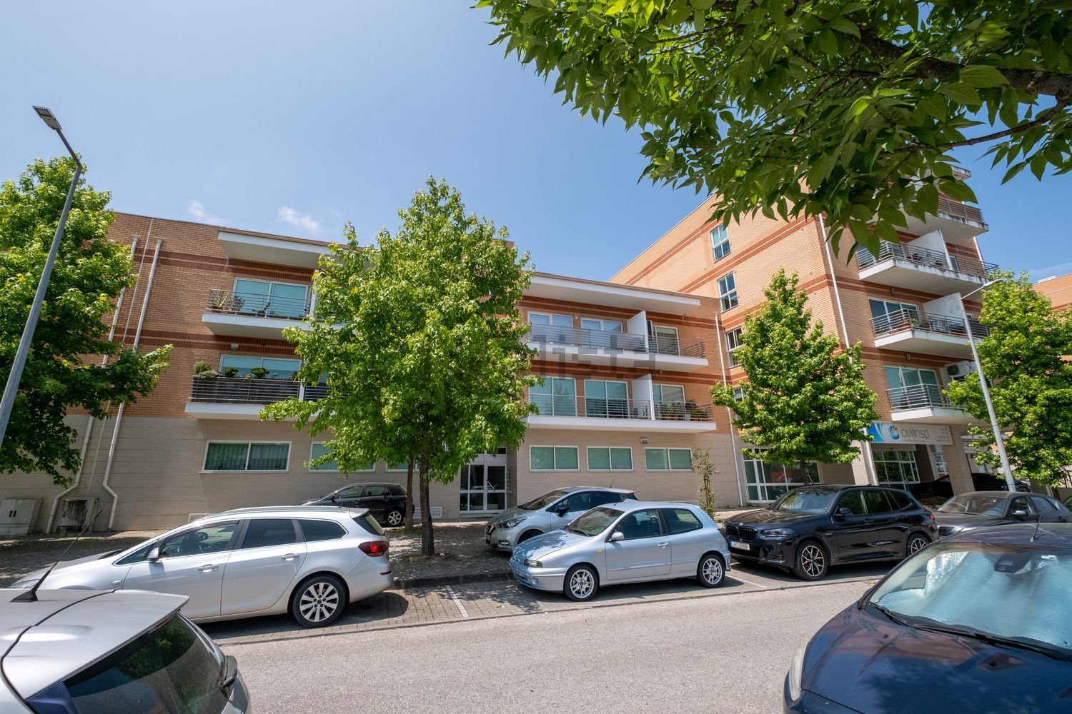 T0（单人公寓）出售在Avenida da Guarda Inglesa s/n - 外立面