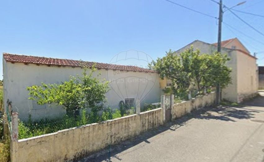 小楼房或独栋别墅出售在Rua Senhora da Paz