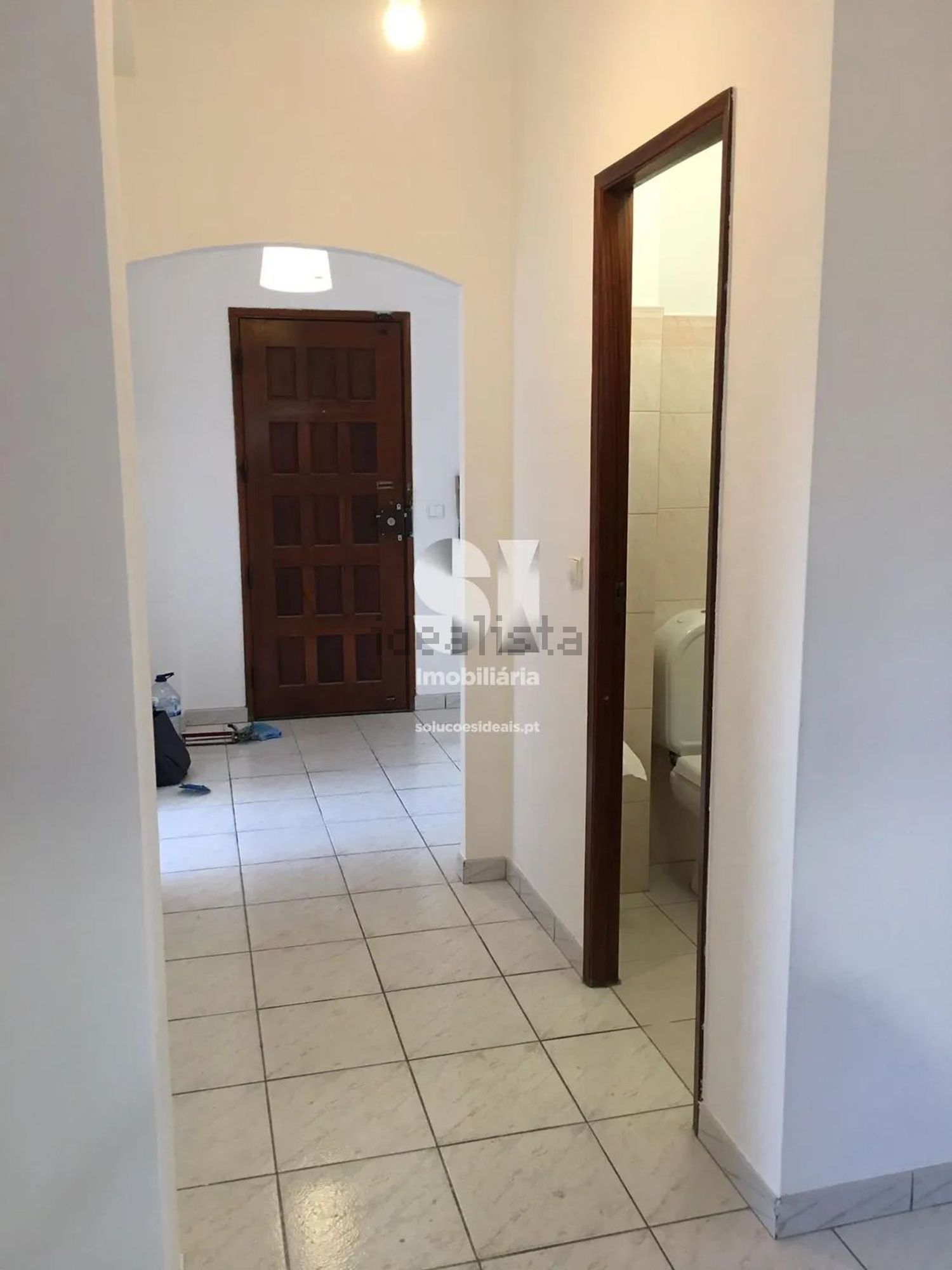 公寓 t3出售在São Martinho do Bispo e Ribeira de Frades - 过道