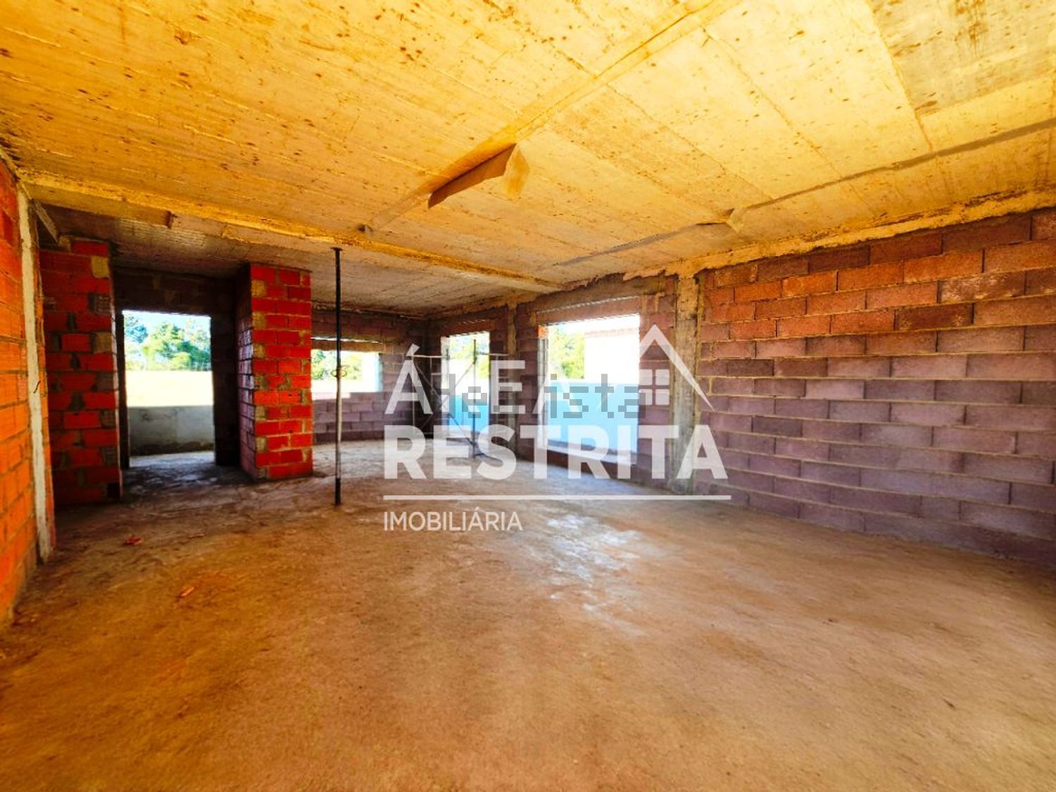 小楼房或独栋别墅出售在Quinta da Marquesa - Vila Amélia - 客厅