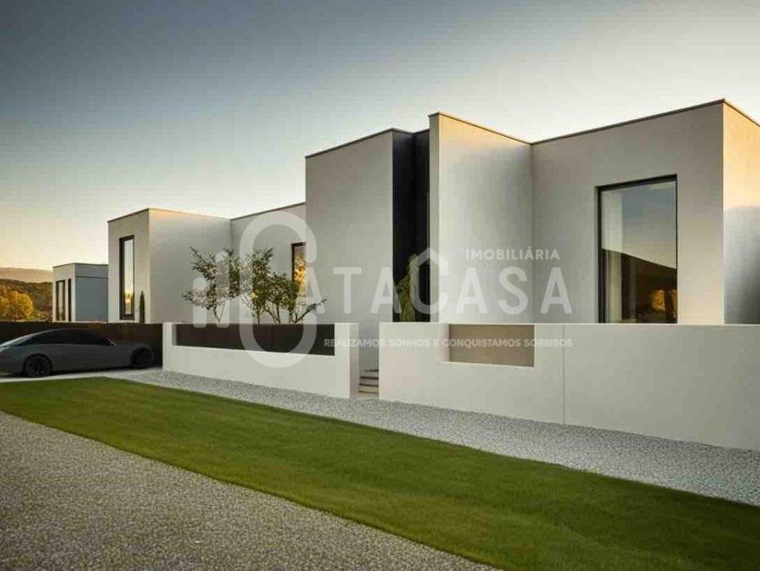 小楼房或独栋别墅出售在Aguada de Cima