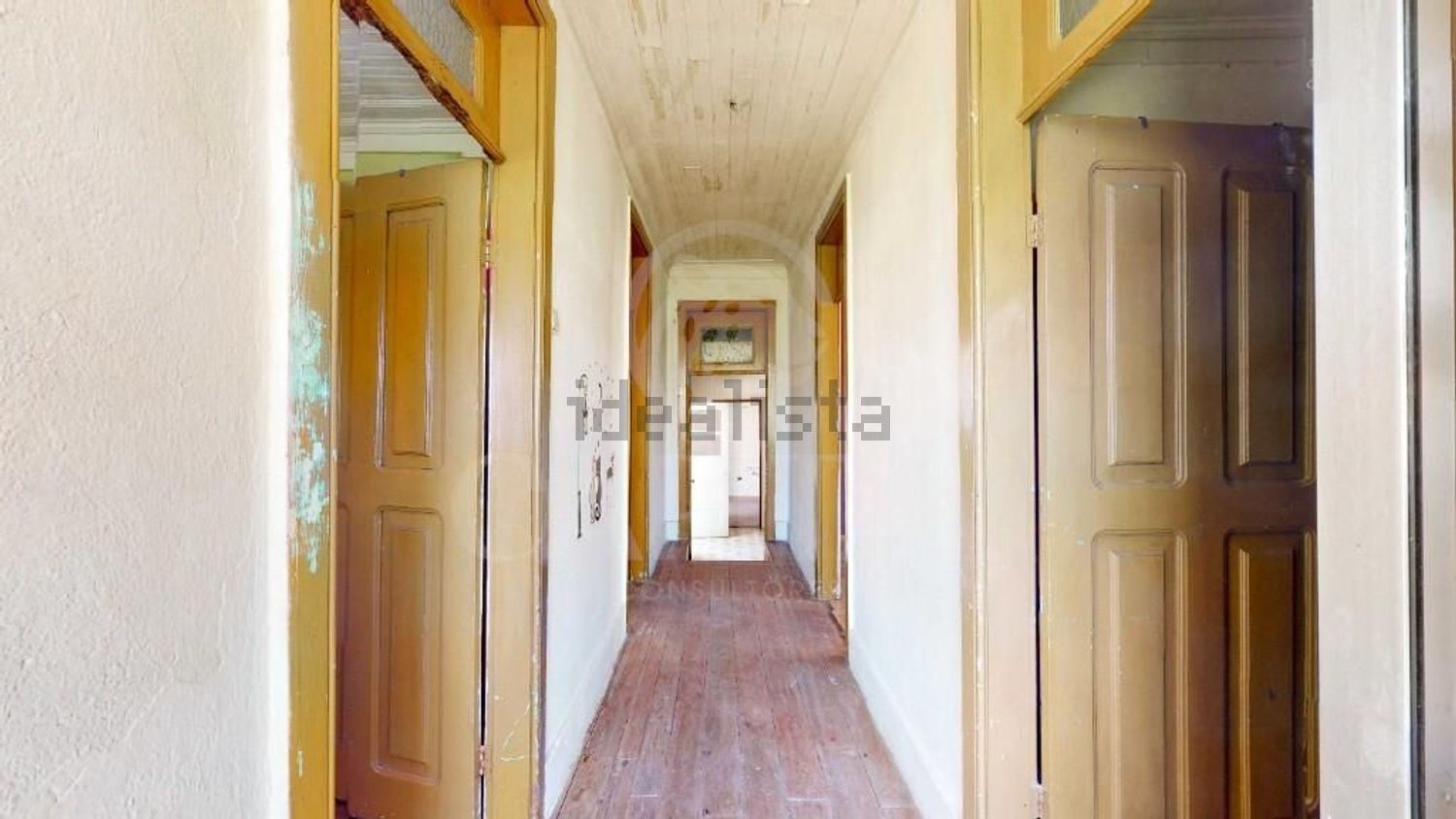 小楼房或别墅出售在Requeixo - Nossa Senhora de Fátima - Nariz - 过道