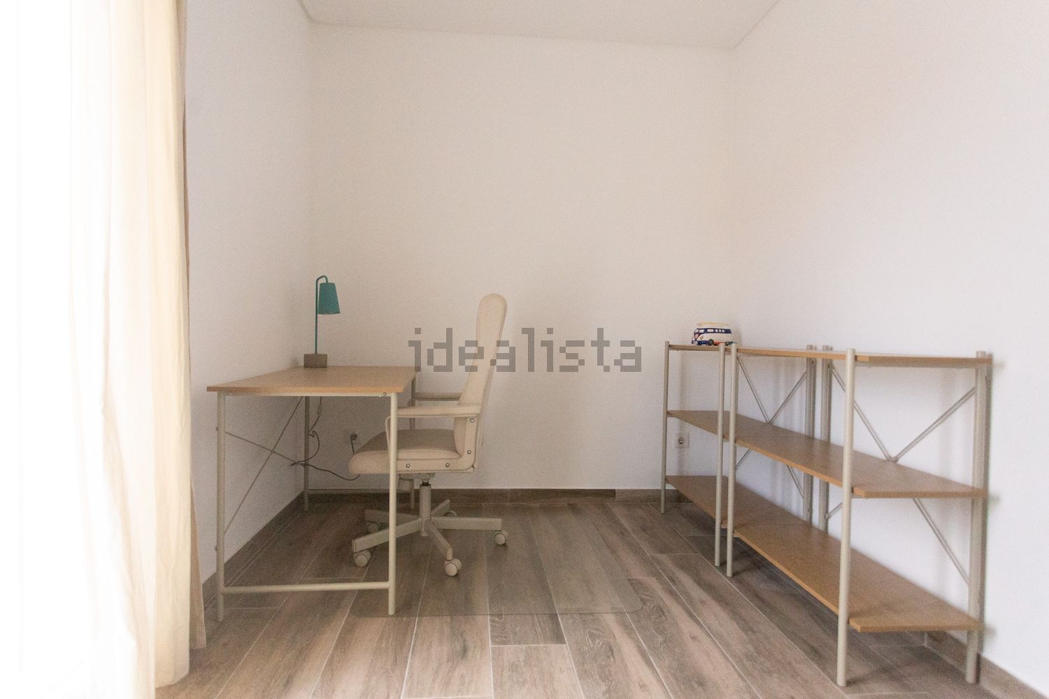 出租小楼房或独栋别墅在Ferrel - 卧室