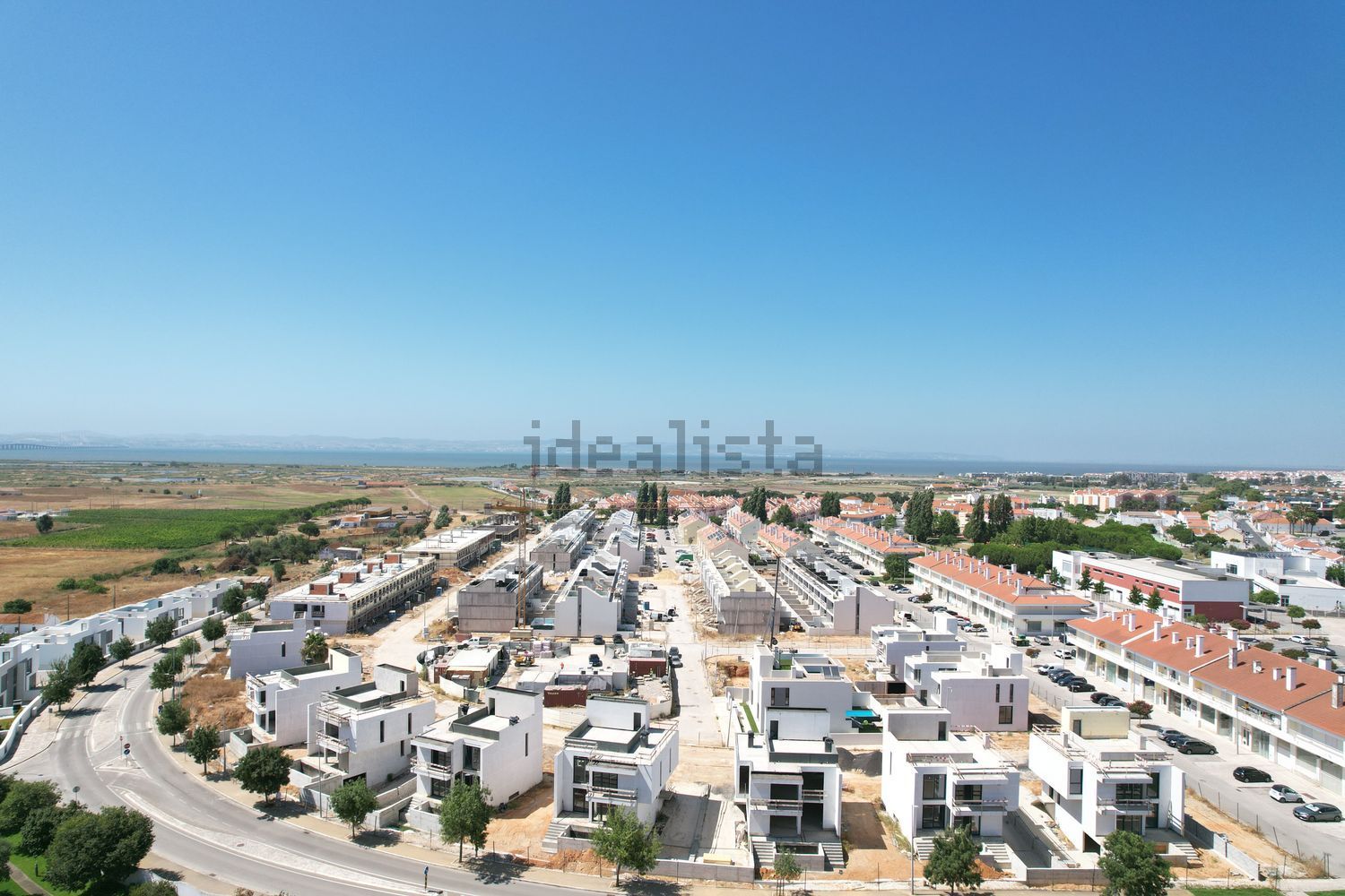 联排别墅出售在Rua Garça Real s/n - 视线