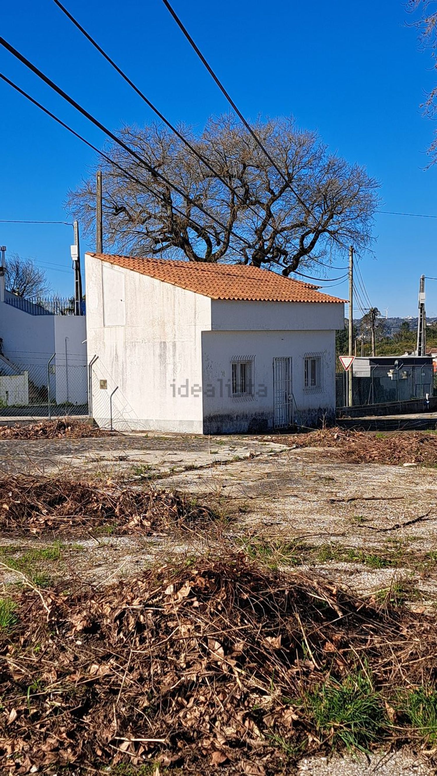 小楼房或独栋别墅出售在Rua de Leiria, 120 - 照片