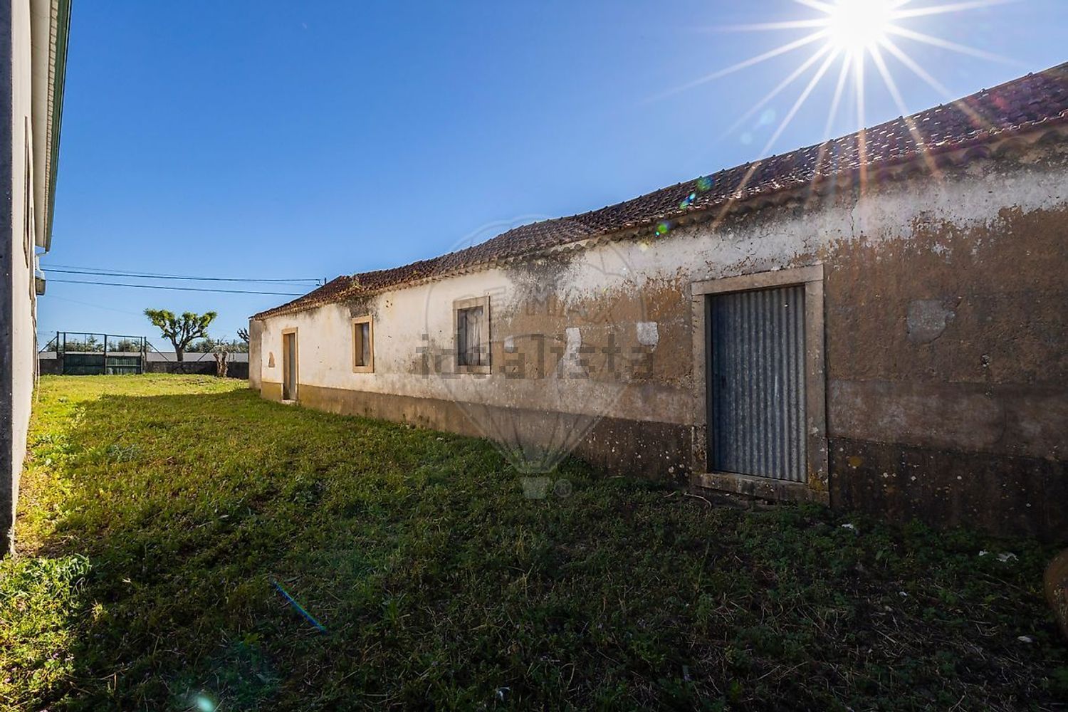 小楼房或独栋别墅出售在Évora de Alcobaça - 外立面