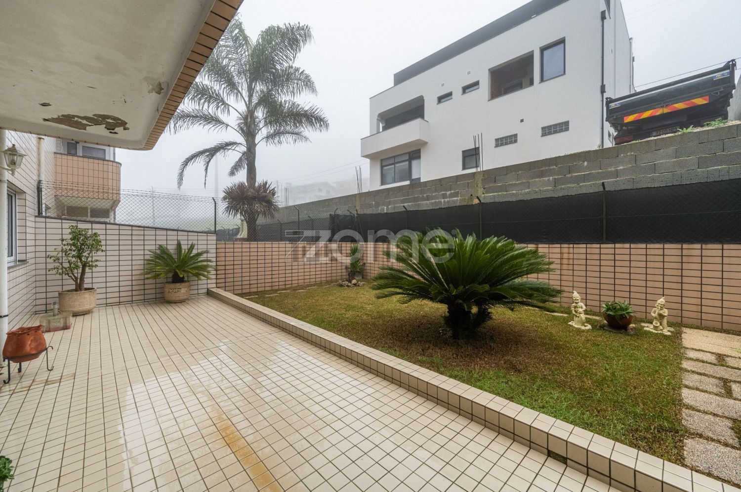 公寓 t3出售在Rua do Mosteiro, 3912 - 花园