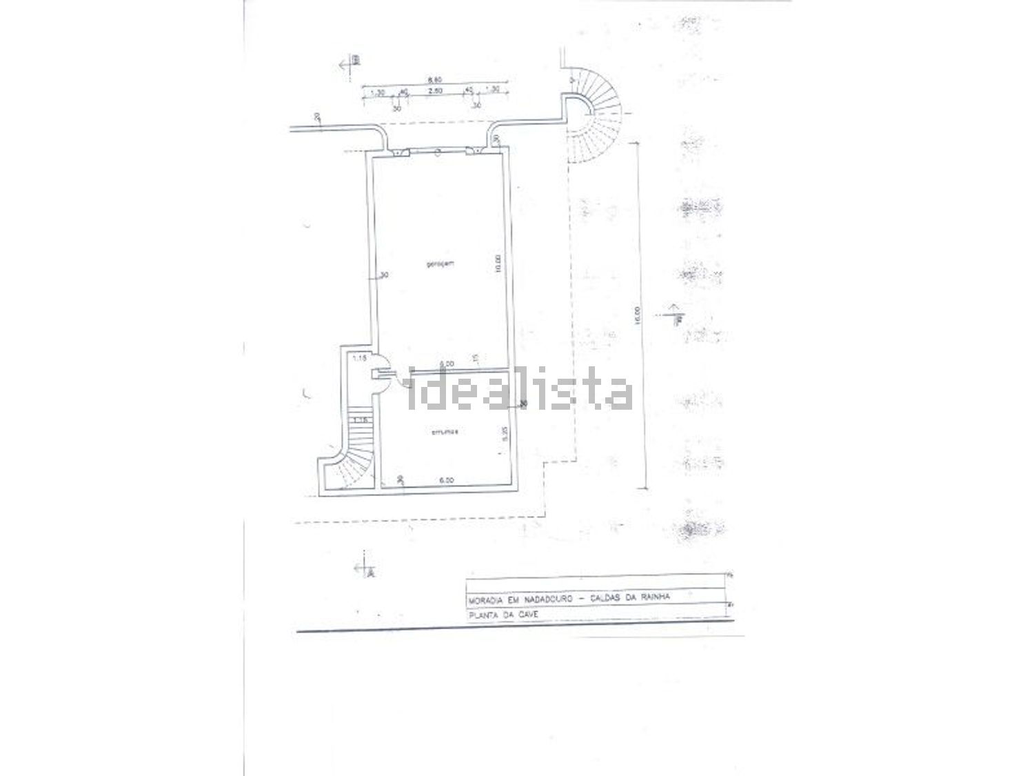 小楼房或独栋别墅出售在Nadadouro - 平面图