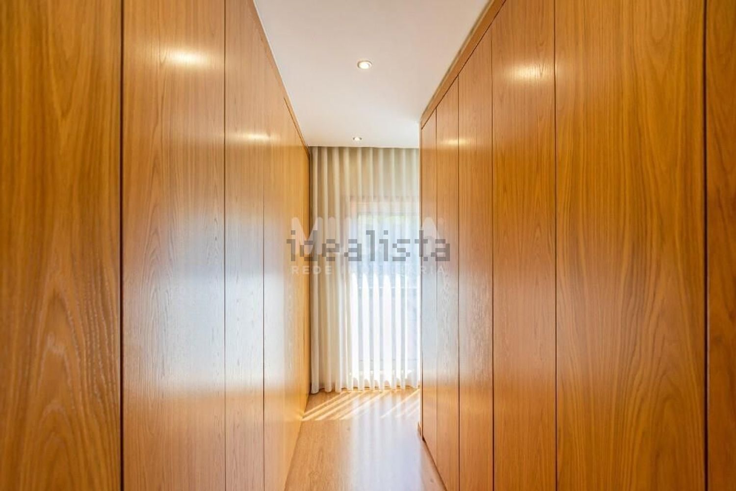 小楼房或独栋别墅出售在Rua do Vale dos Pinheiros s/n - 卧室
